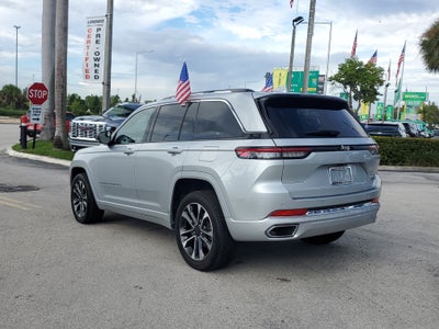 2022 Jeep Grand Cherokee Overland