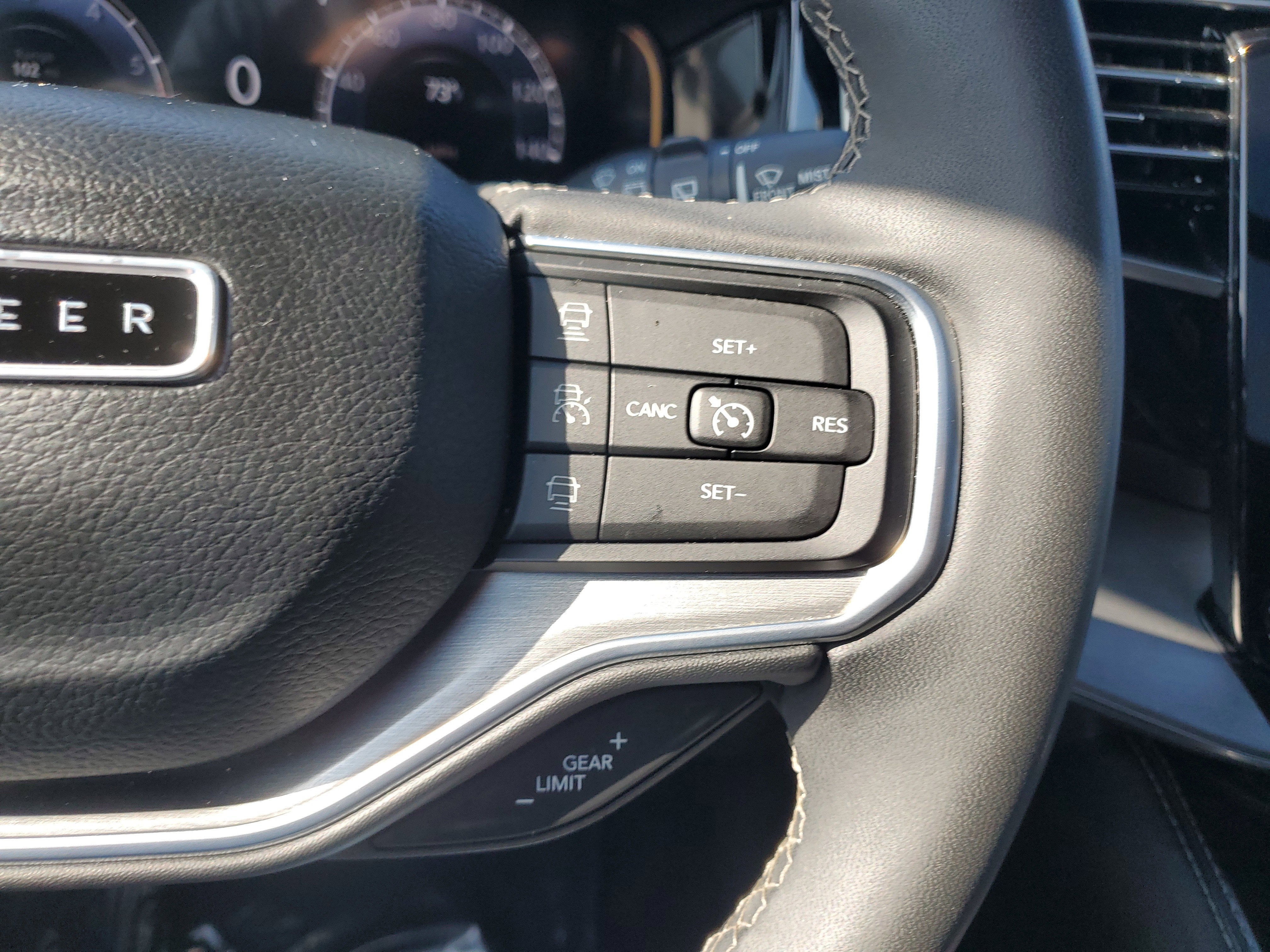 2023 Jeep Wagoneer Series II Carbide