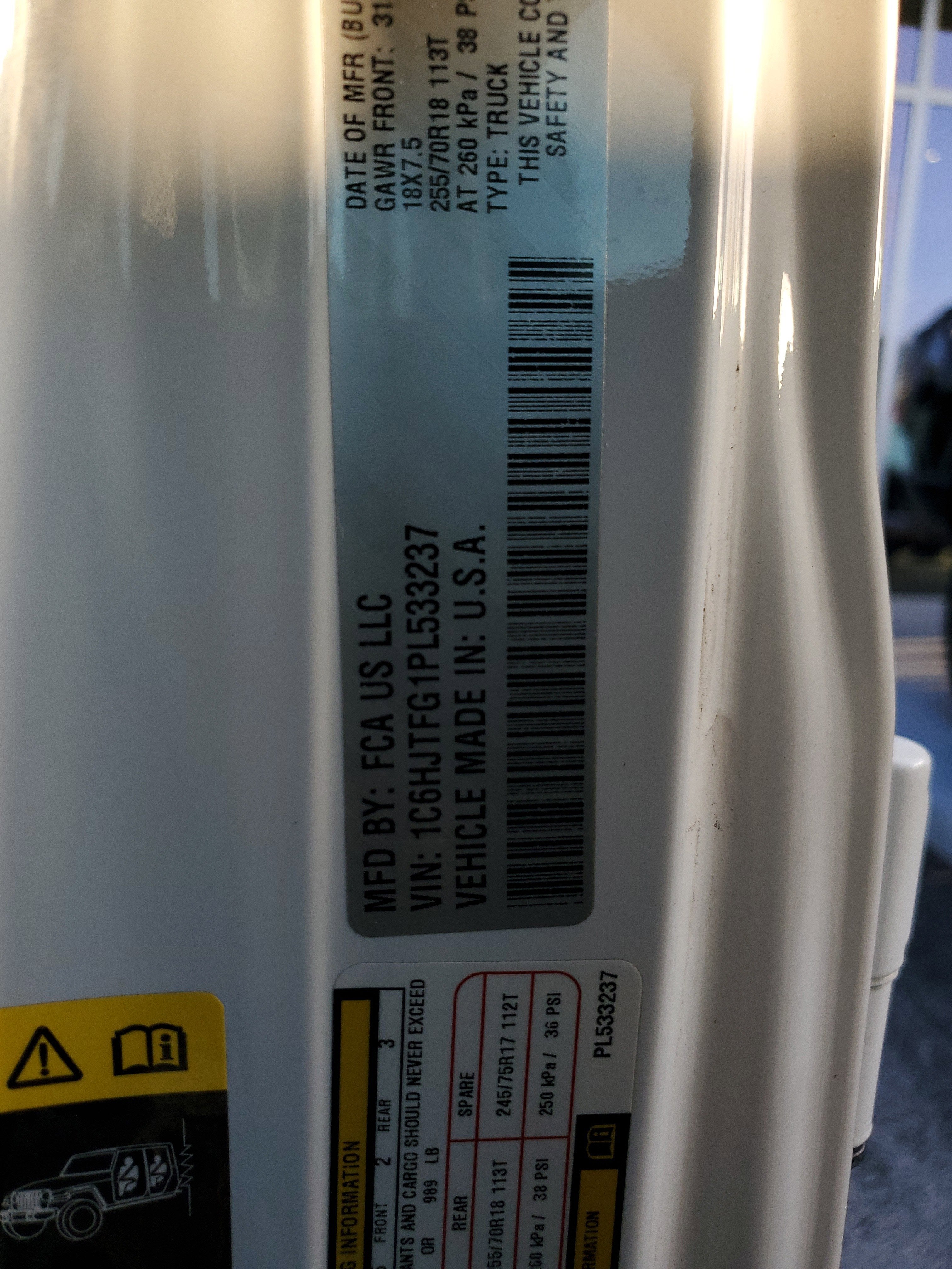 2023 Jeep Gladiator Overland