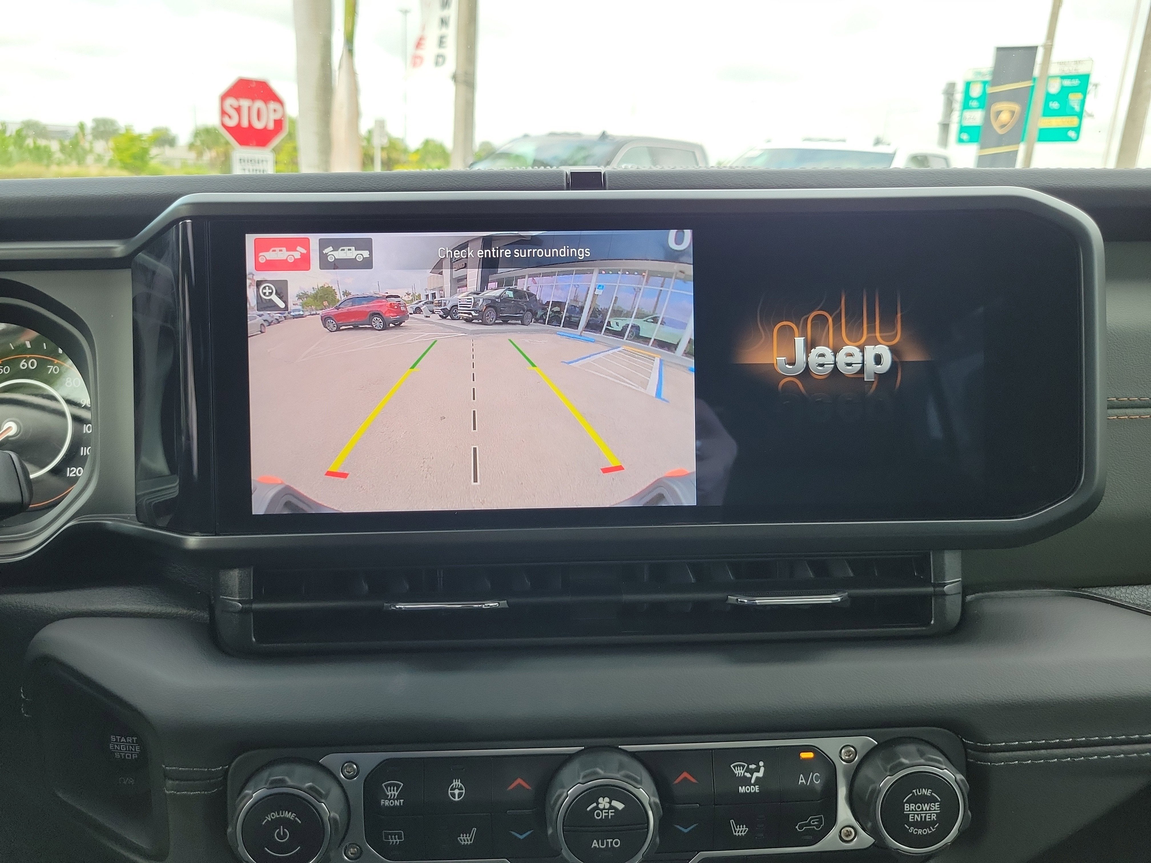 2025 Jeep Gladiator Mojave X