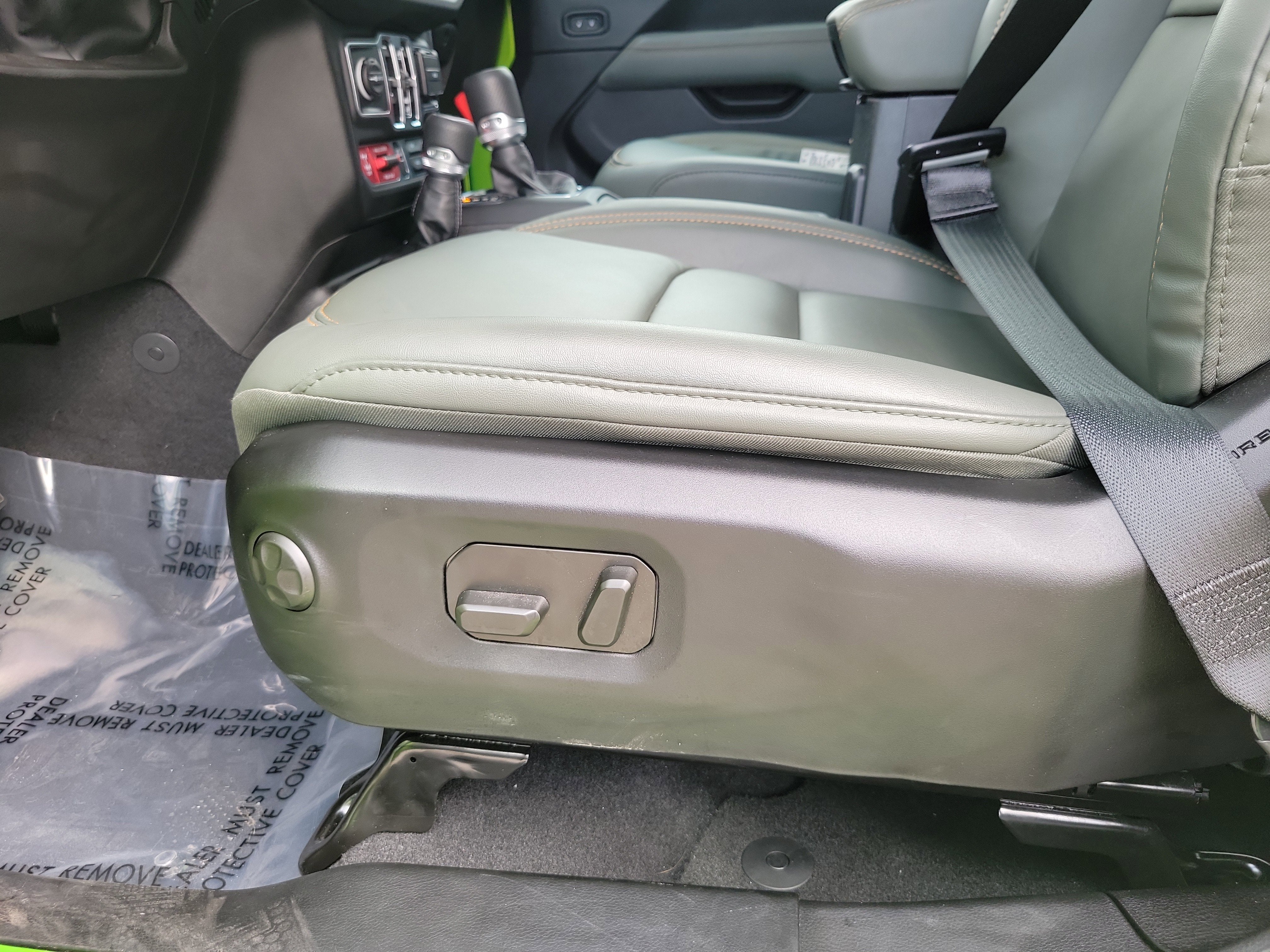 2025 Jeep Gladiator Mojave X