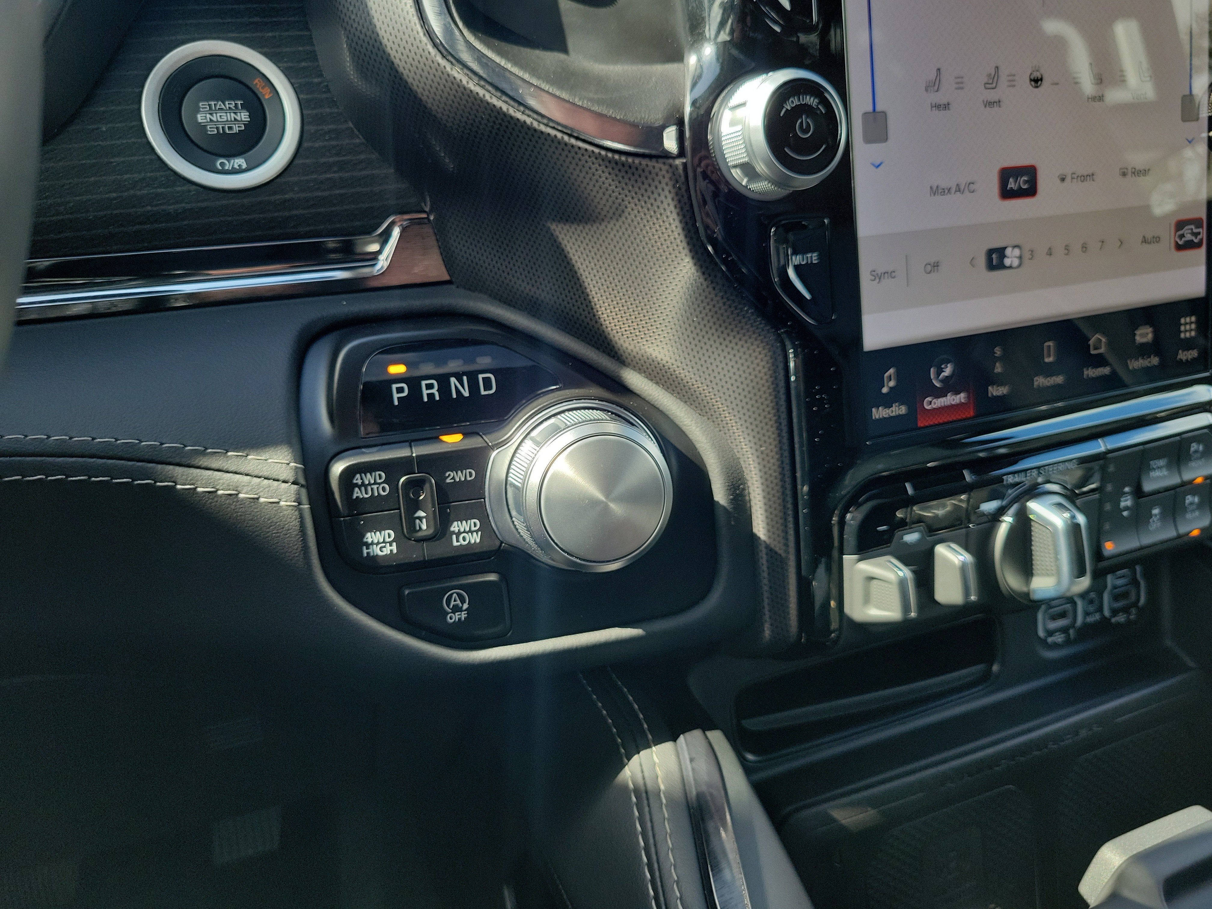 2024 RAM 1500 Limited