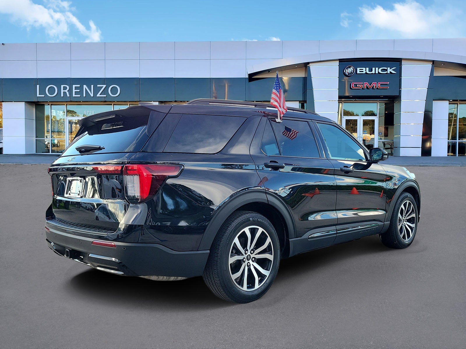 2025 Ford Explorer ST-Line