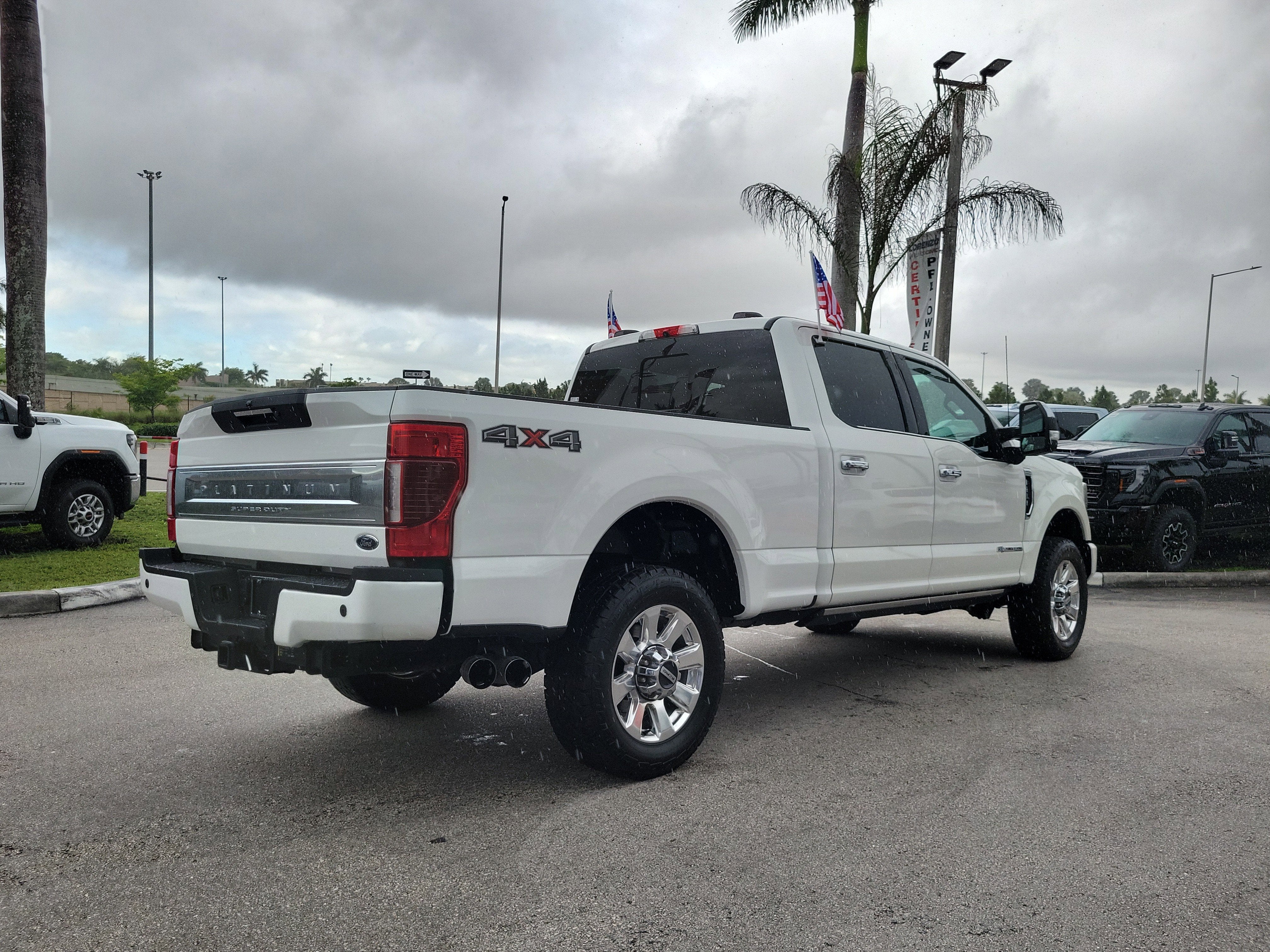 2022 Ford Super Duty F-350 SRW XL
