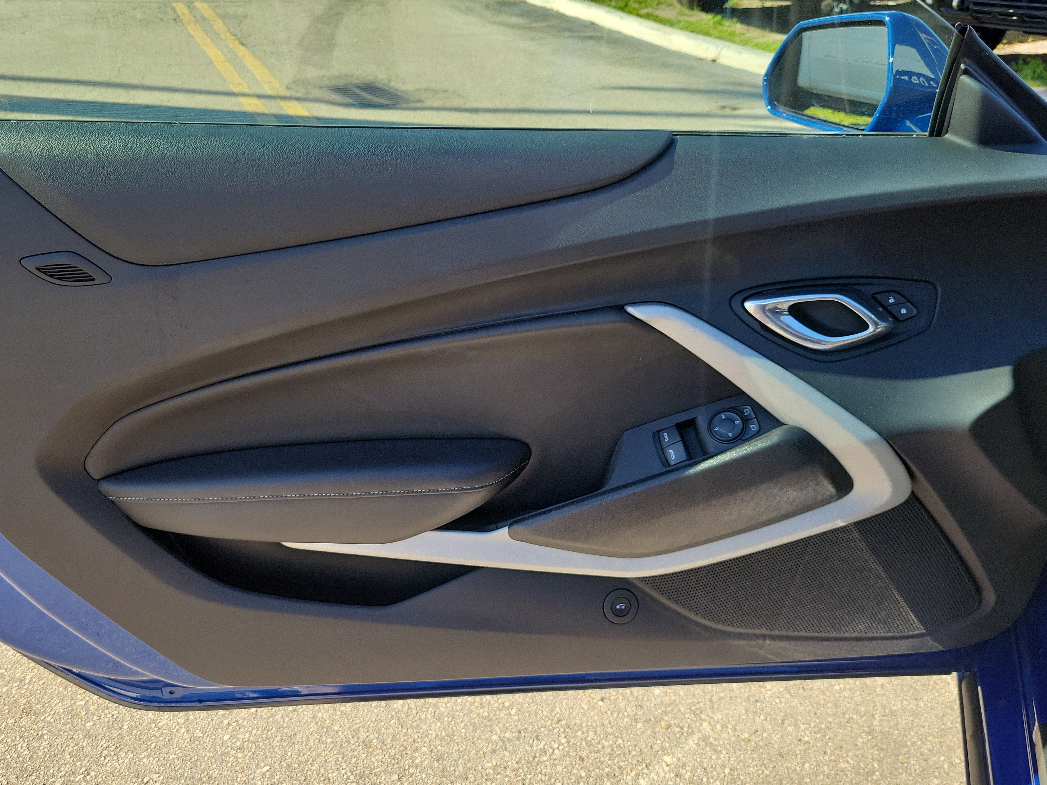 2021 Chevrolet Camaro 1LS