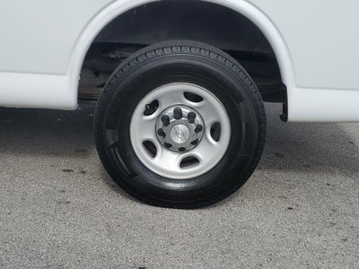 2020 Chevrolet Express Passenger 3500 1LT