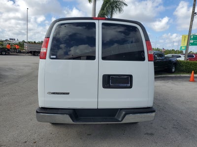 2020 Chevrolet Express Passenger 3500 1LT