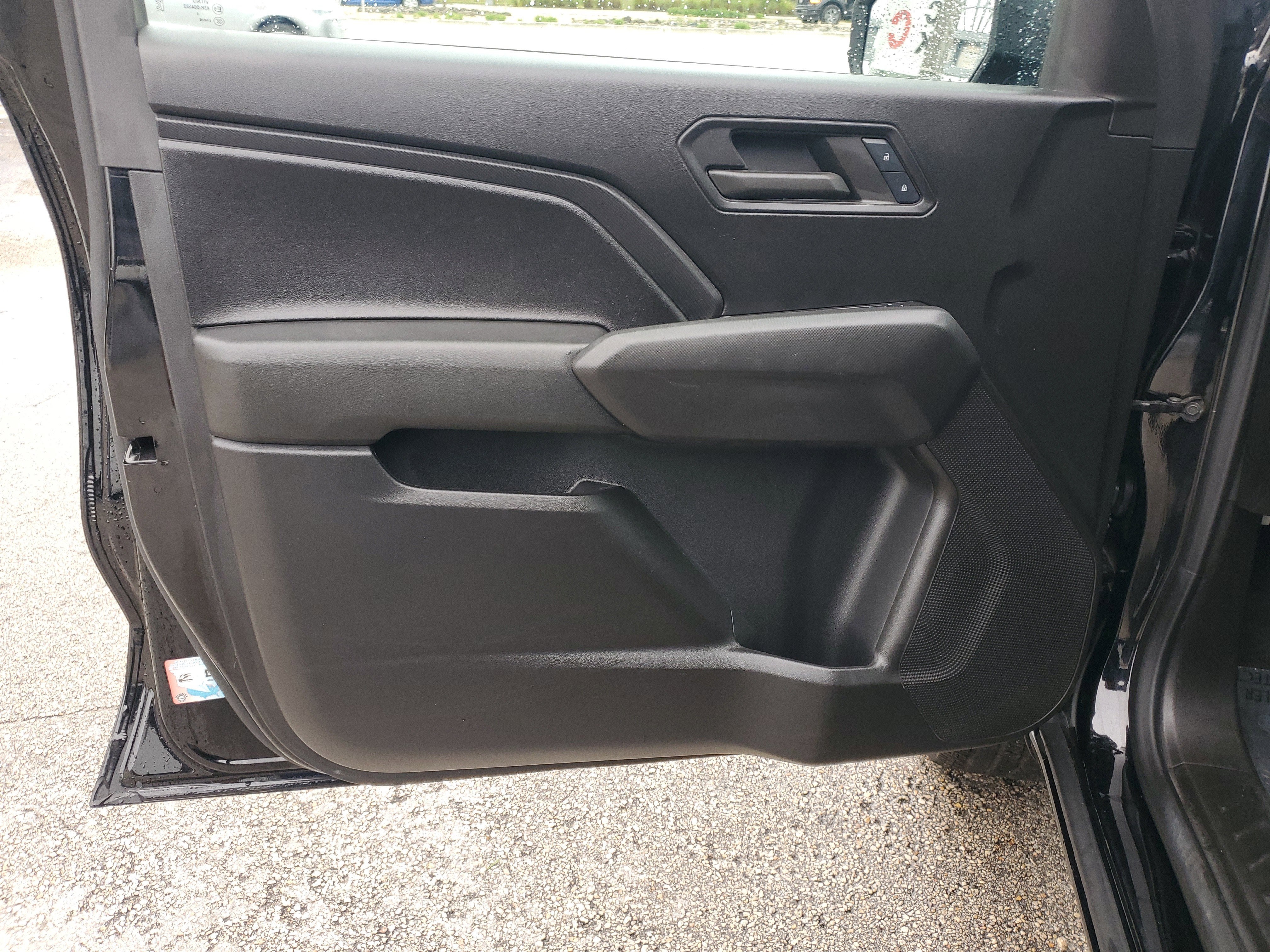 2024 Chevrolet Colorado WT