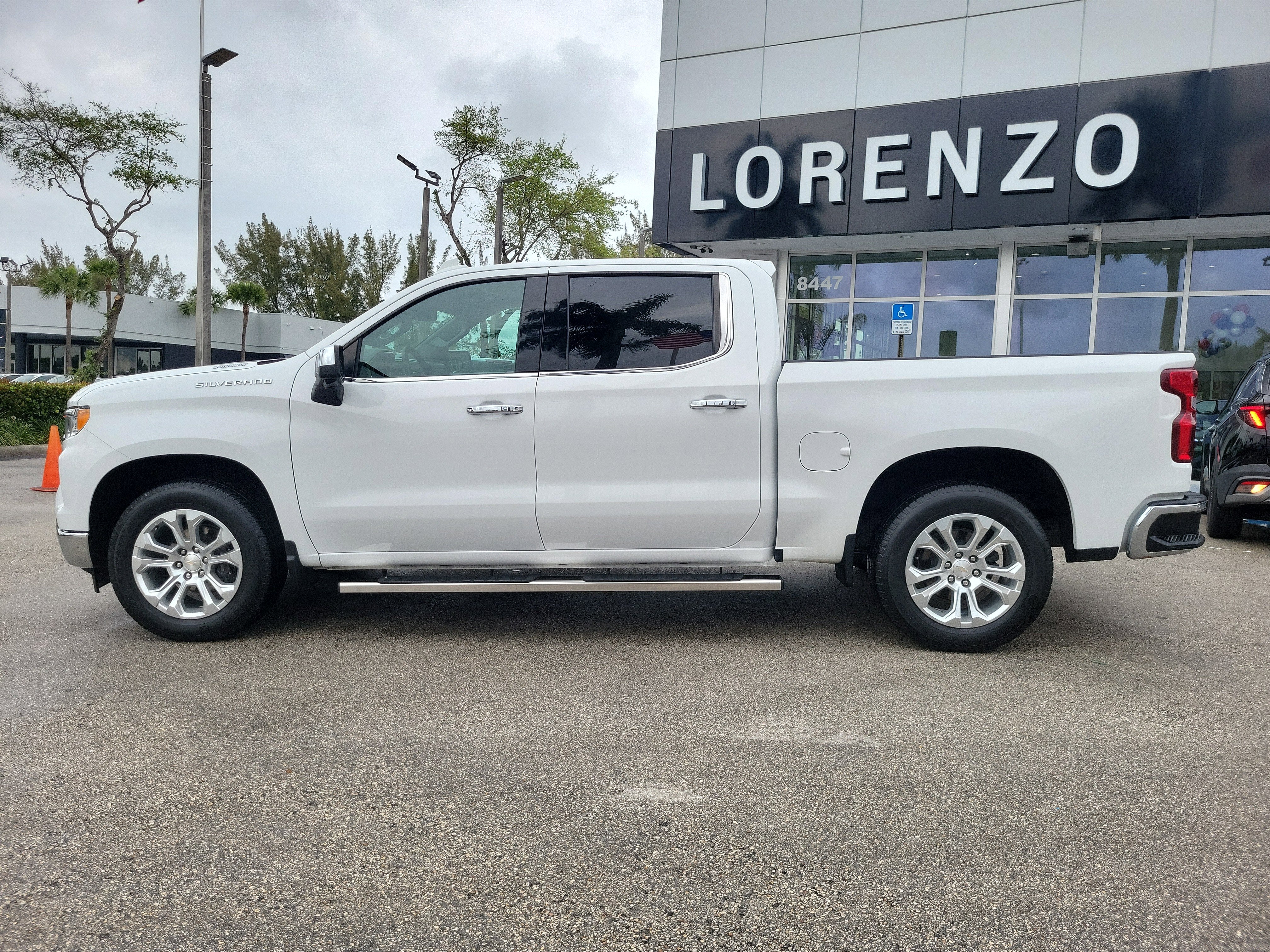 2024 Chevrolet Silverado 1500 LTZ