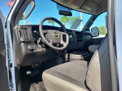 2024 Chevrolet Express Cargo 2500 WT