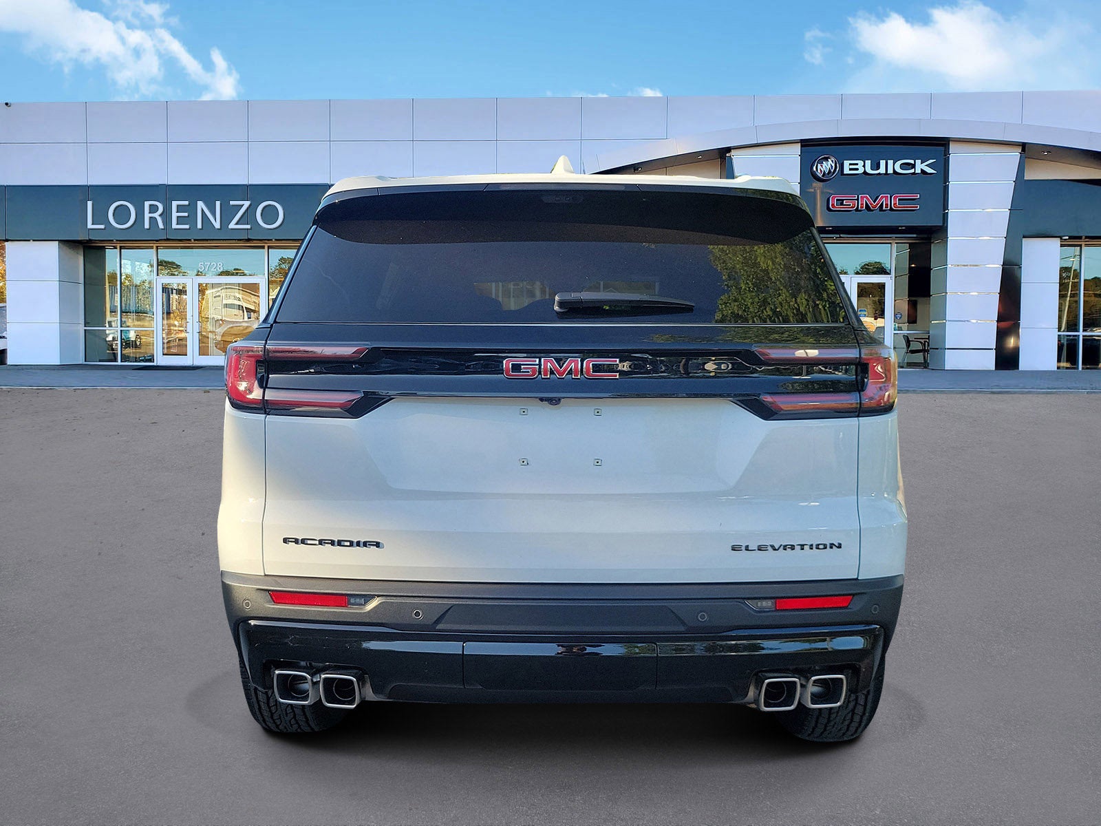 2026 GMC Acadia Elevation