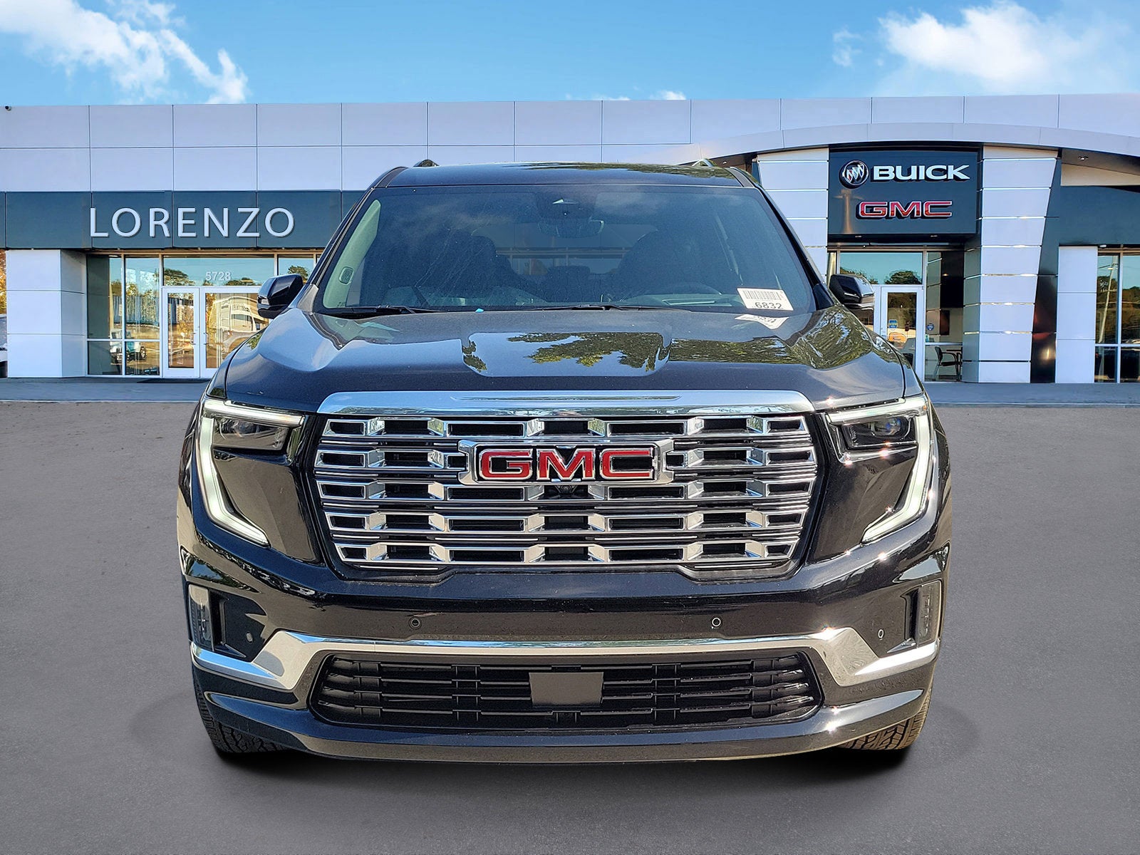 2025 GMC Acadia Denali