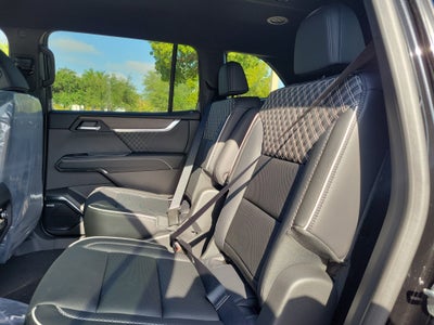 2025 GMC Acadia Denali