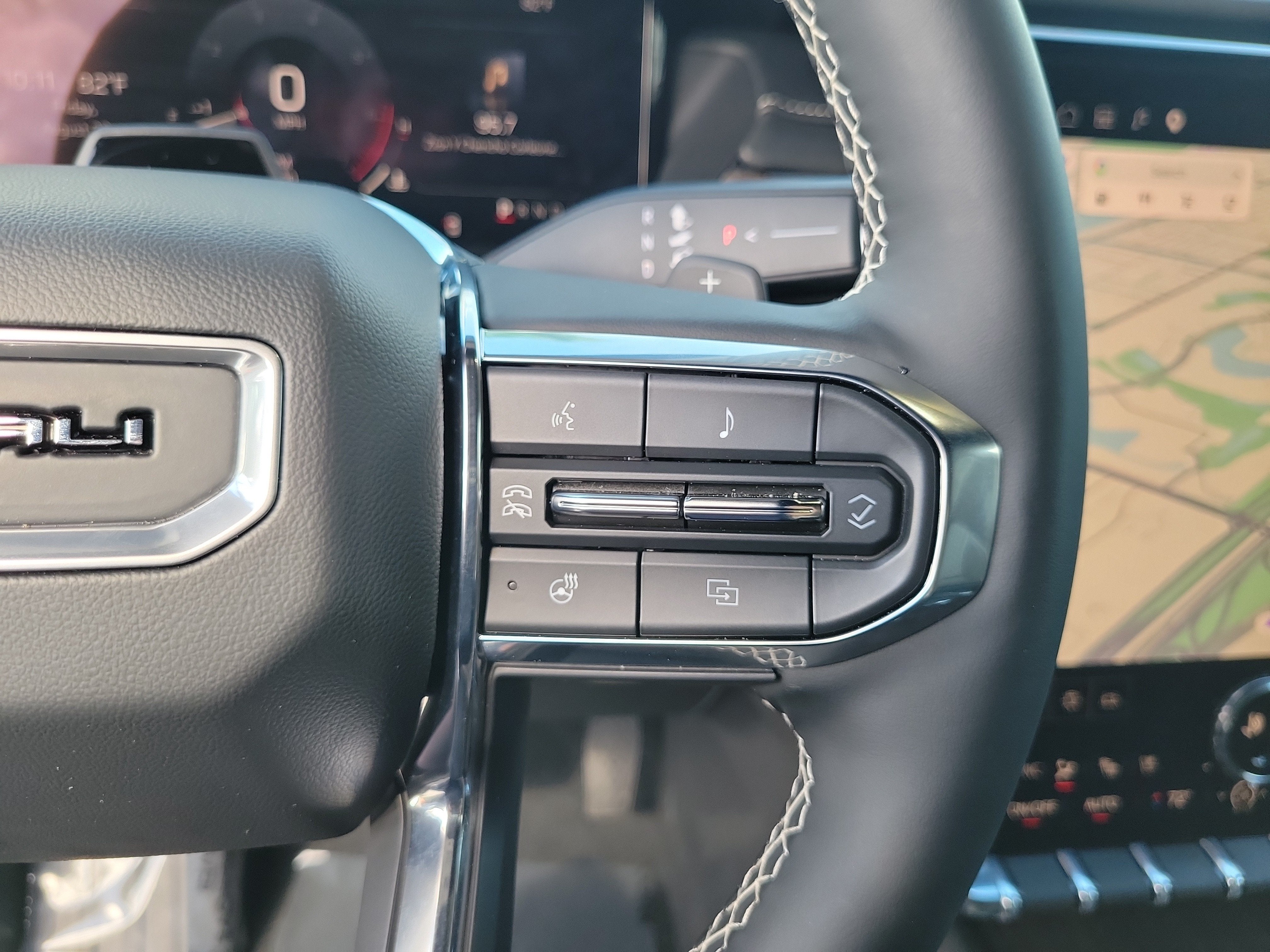 2025 GMC Acadia Denali