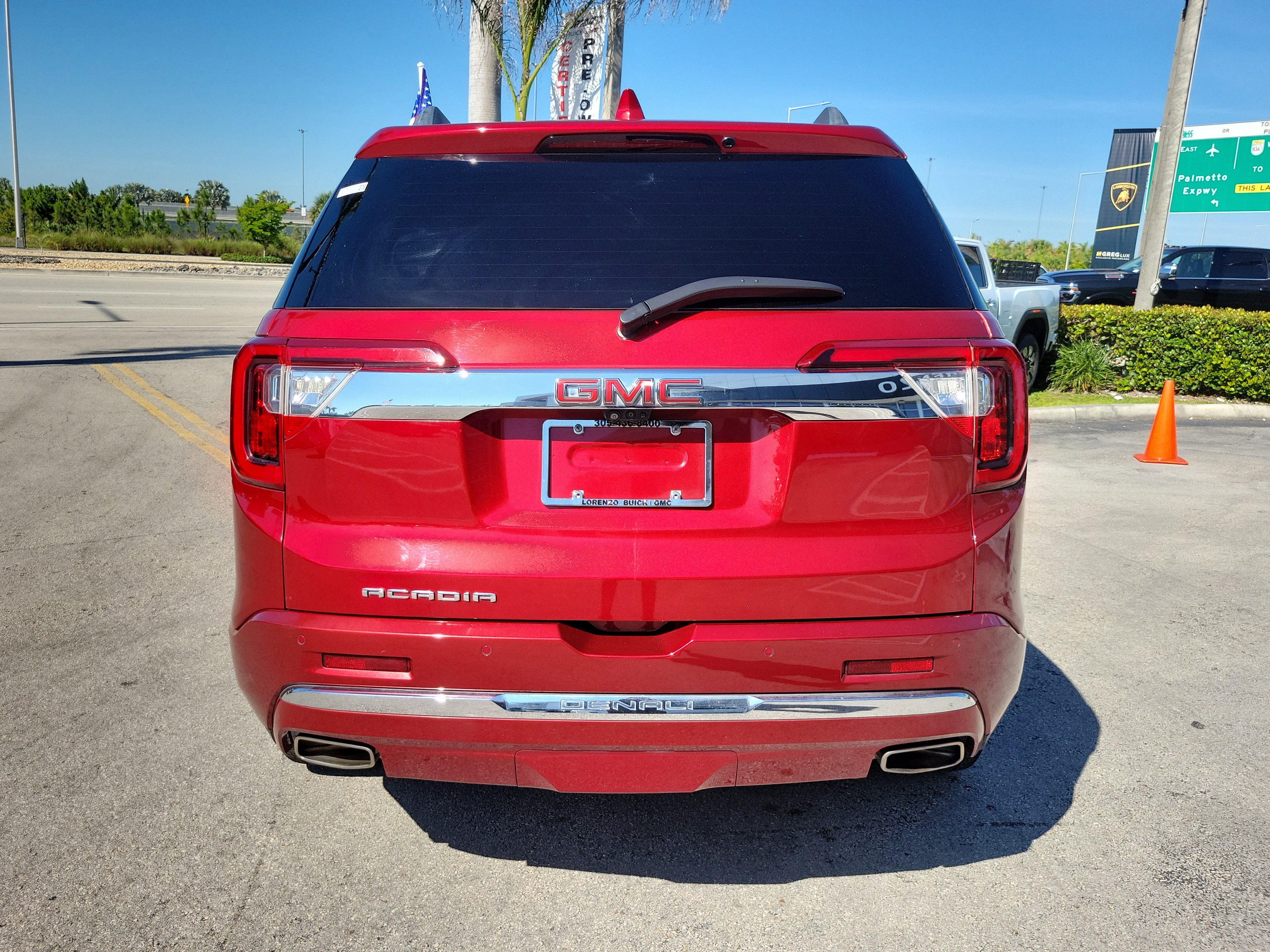 2022 GMC Acadia Denali