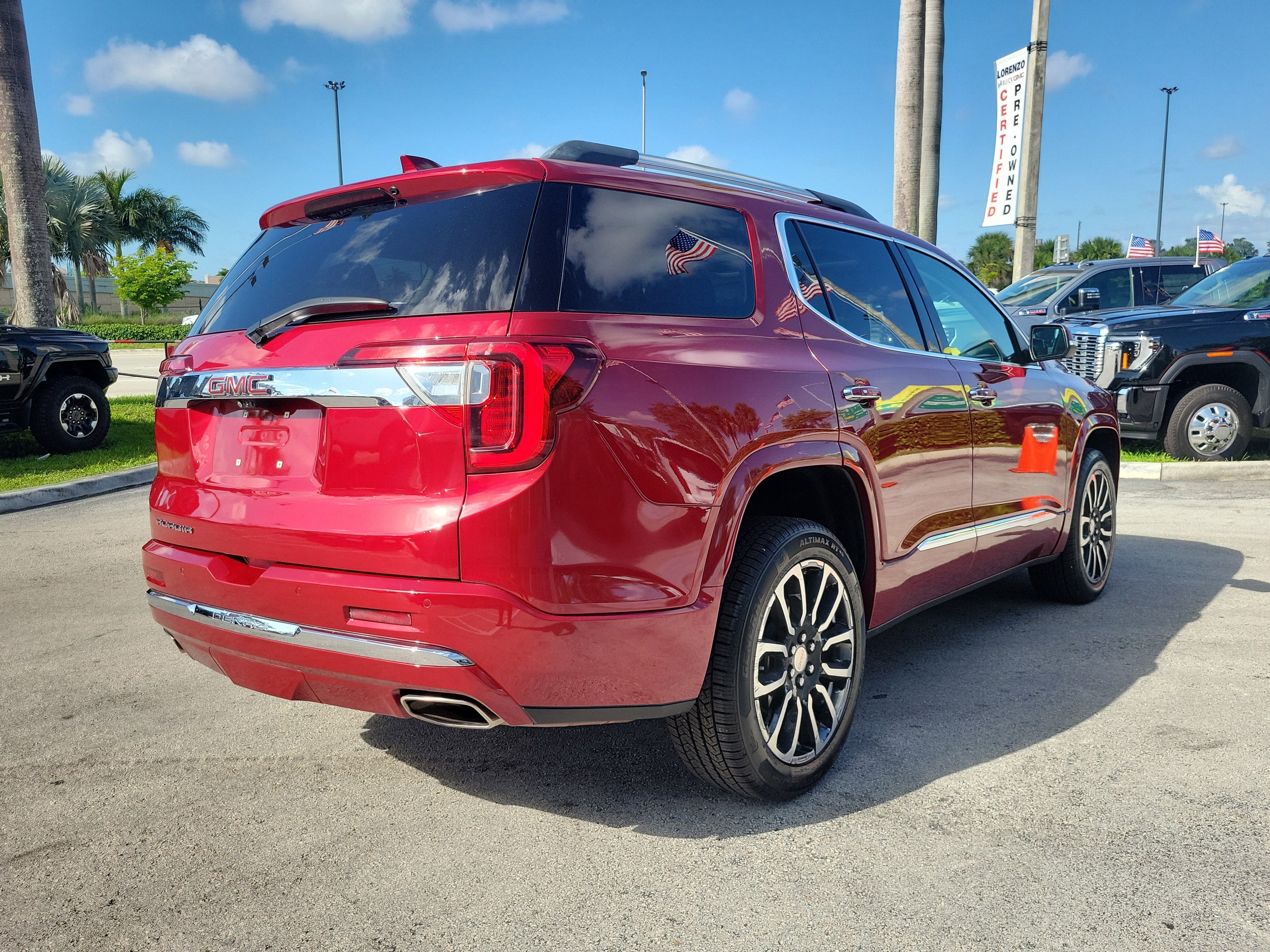 2020 GMC Acadia Denali