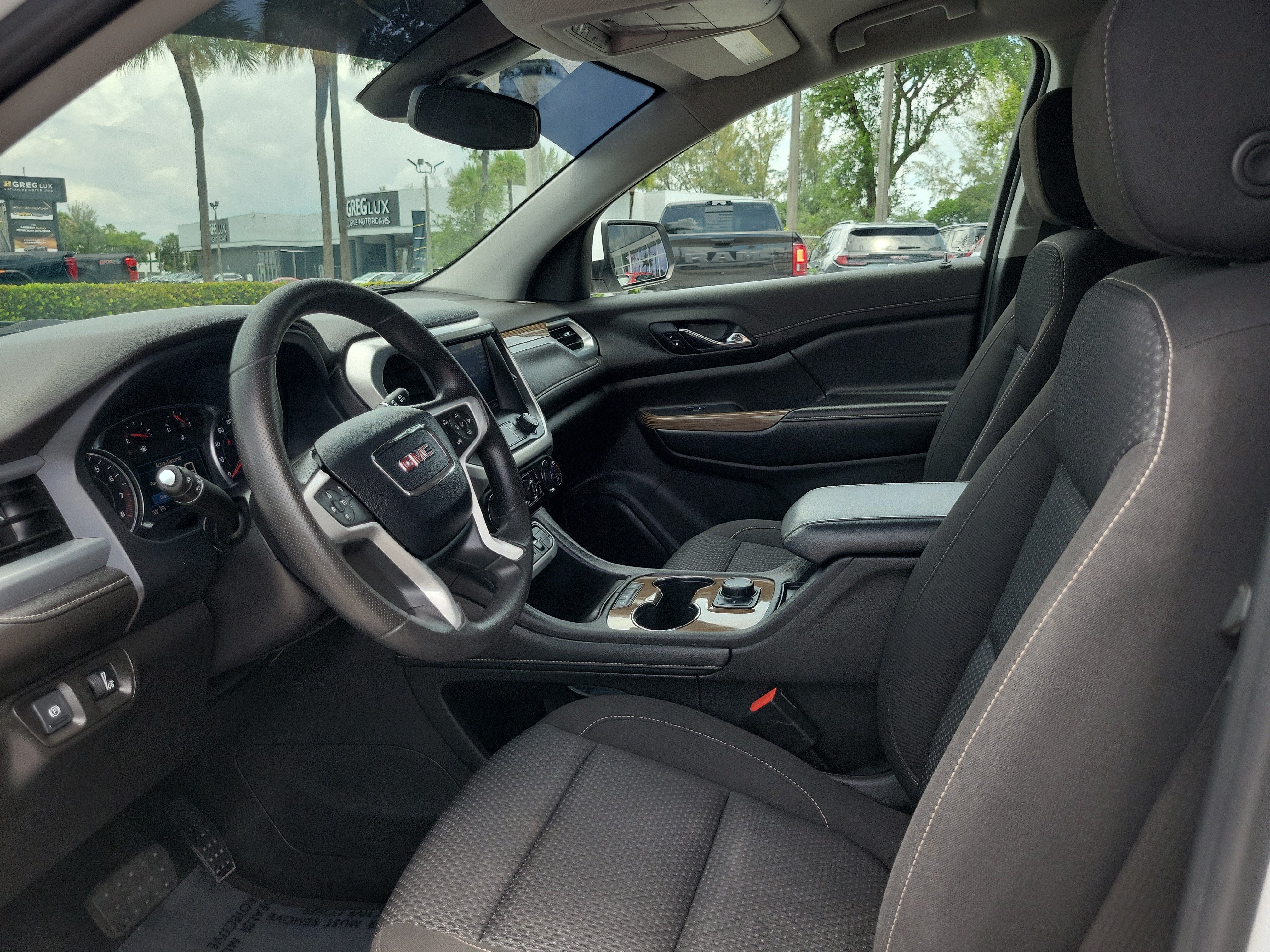 2021 GMC Acadia SLE