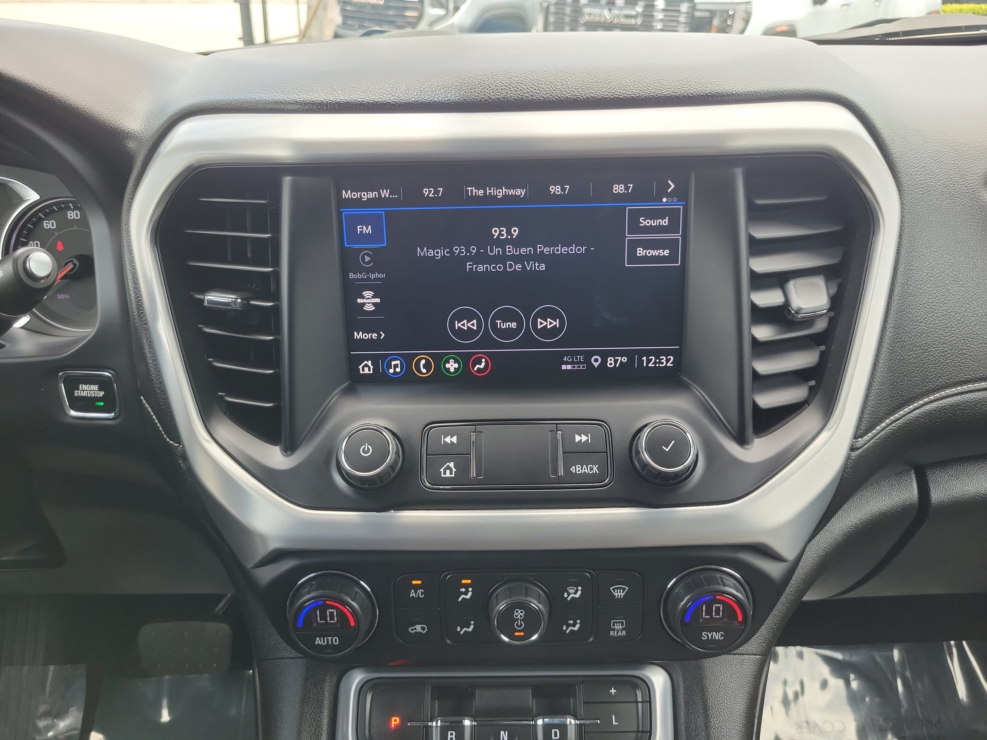 2021 GMC Acadia SLE