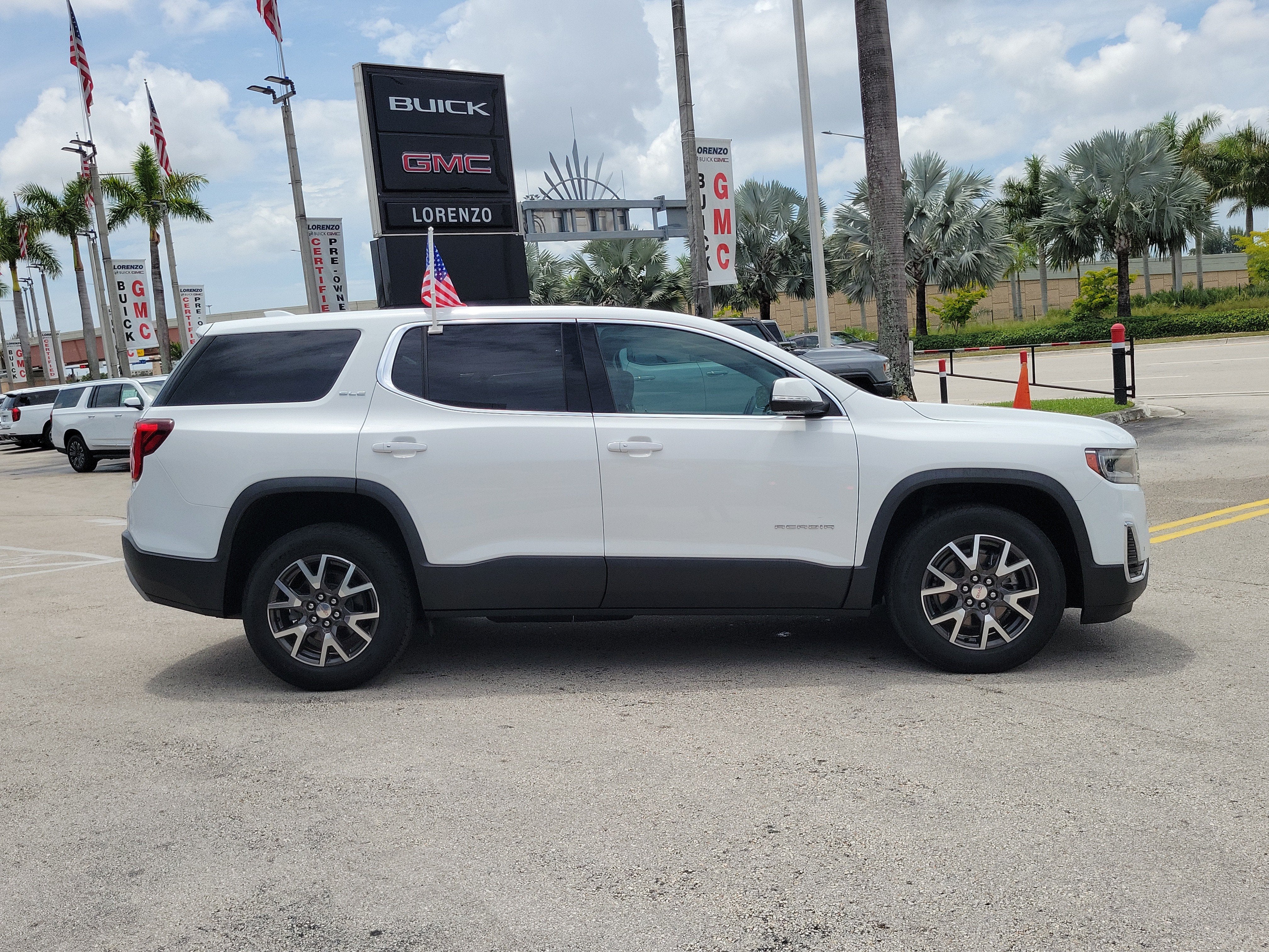 2021 GMC Acadia SLE