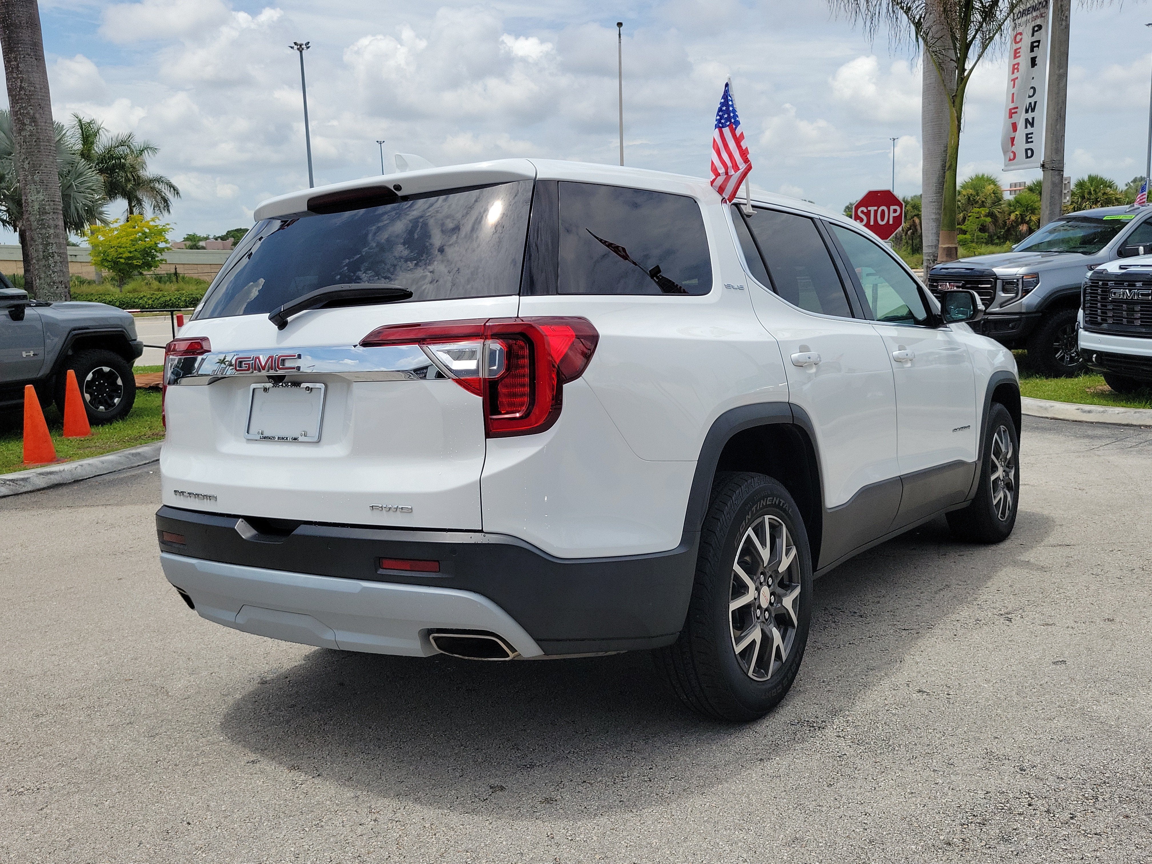 2021 GMC Acadia SLE