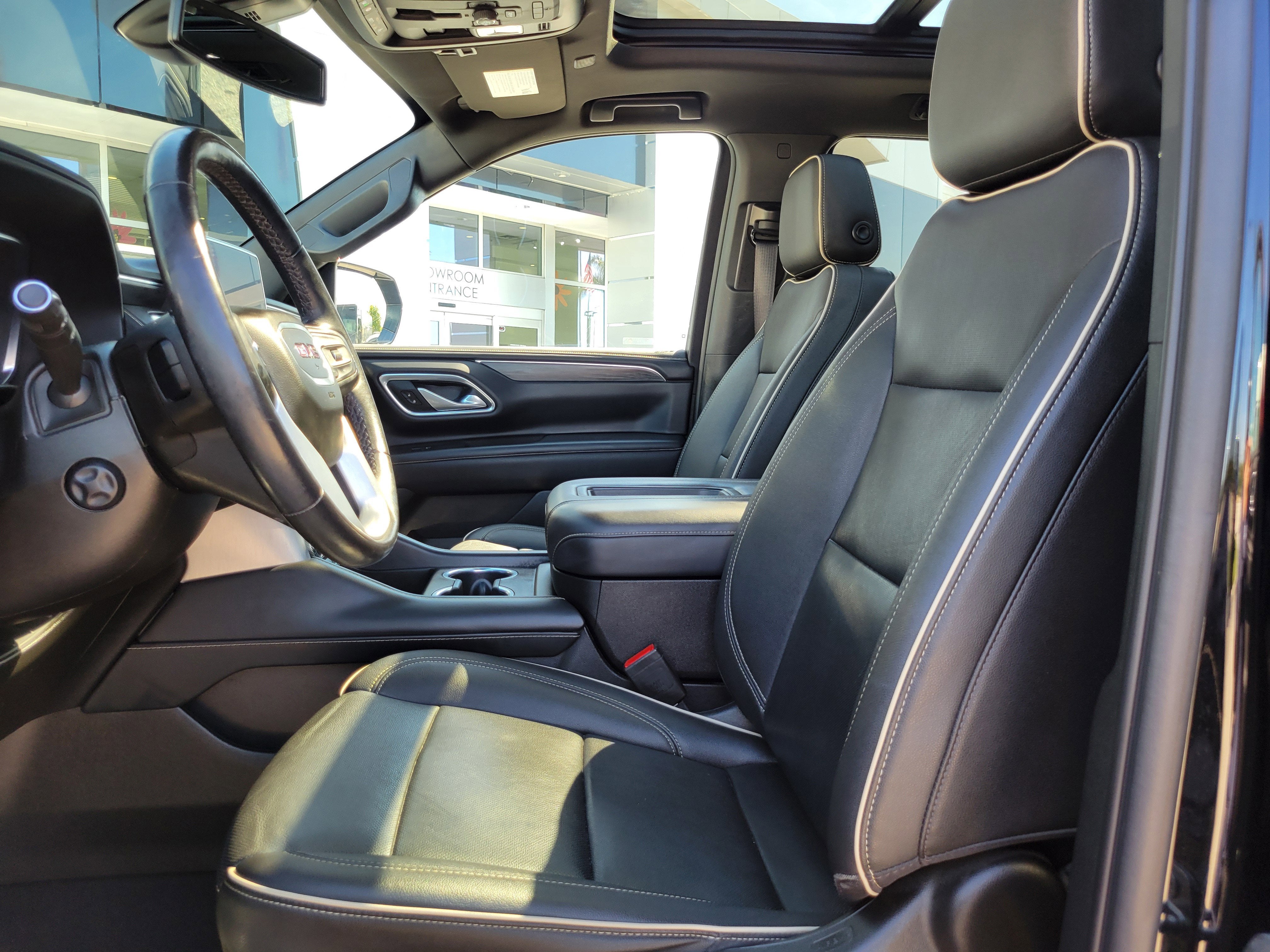 2022 GMC Yukon SLT