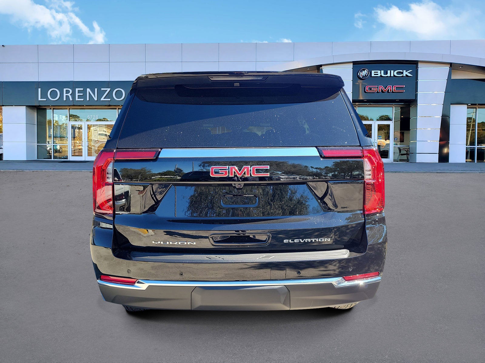 2026 GMC Yukon Elevation