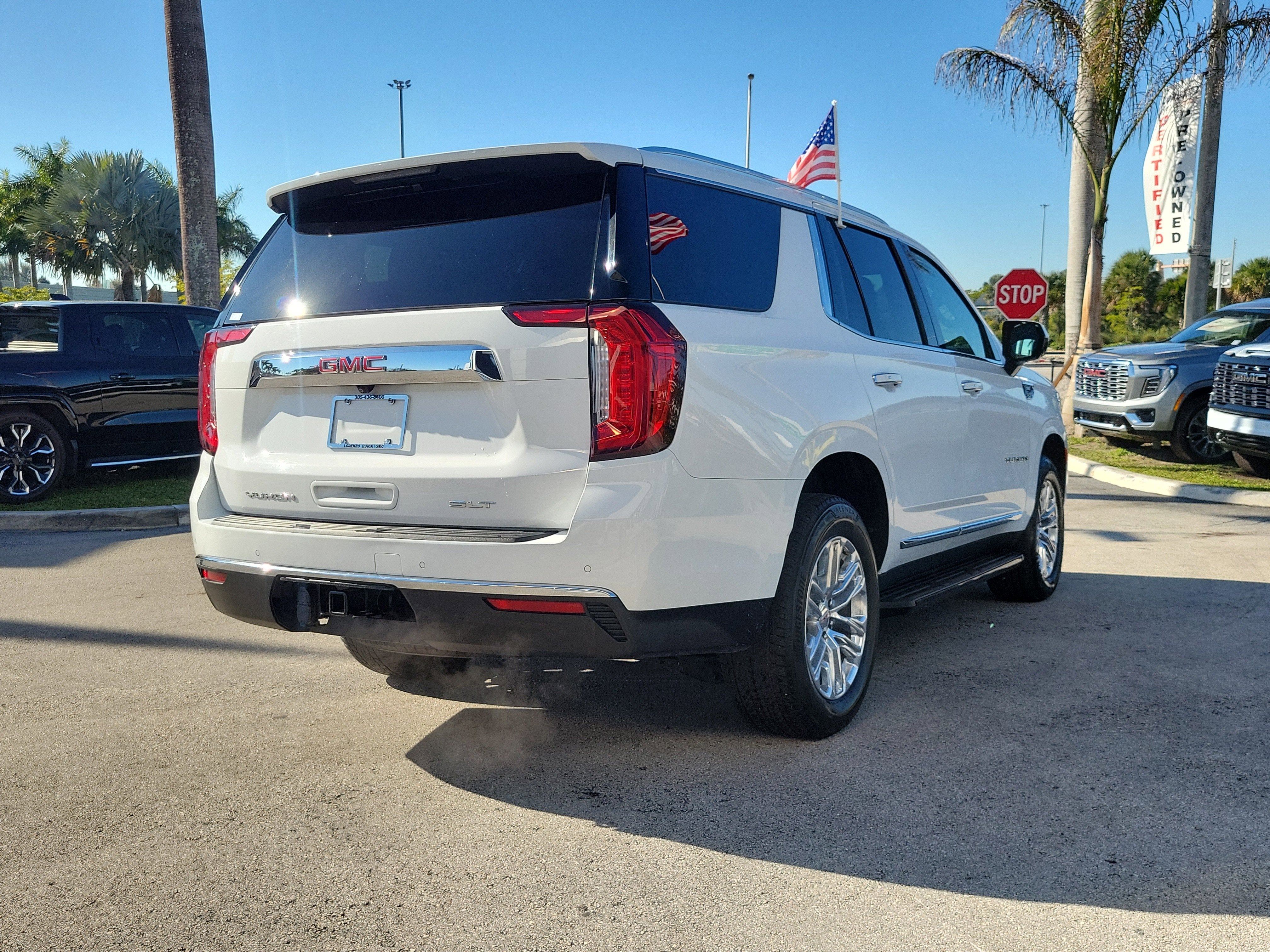 2023 GMC Yukon SLT