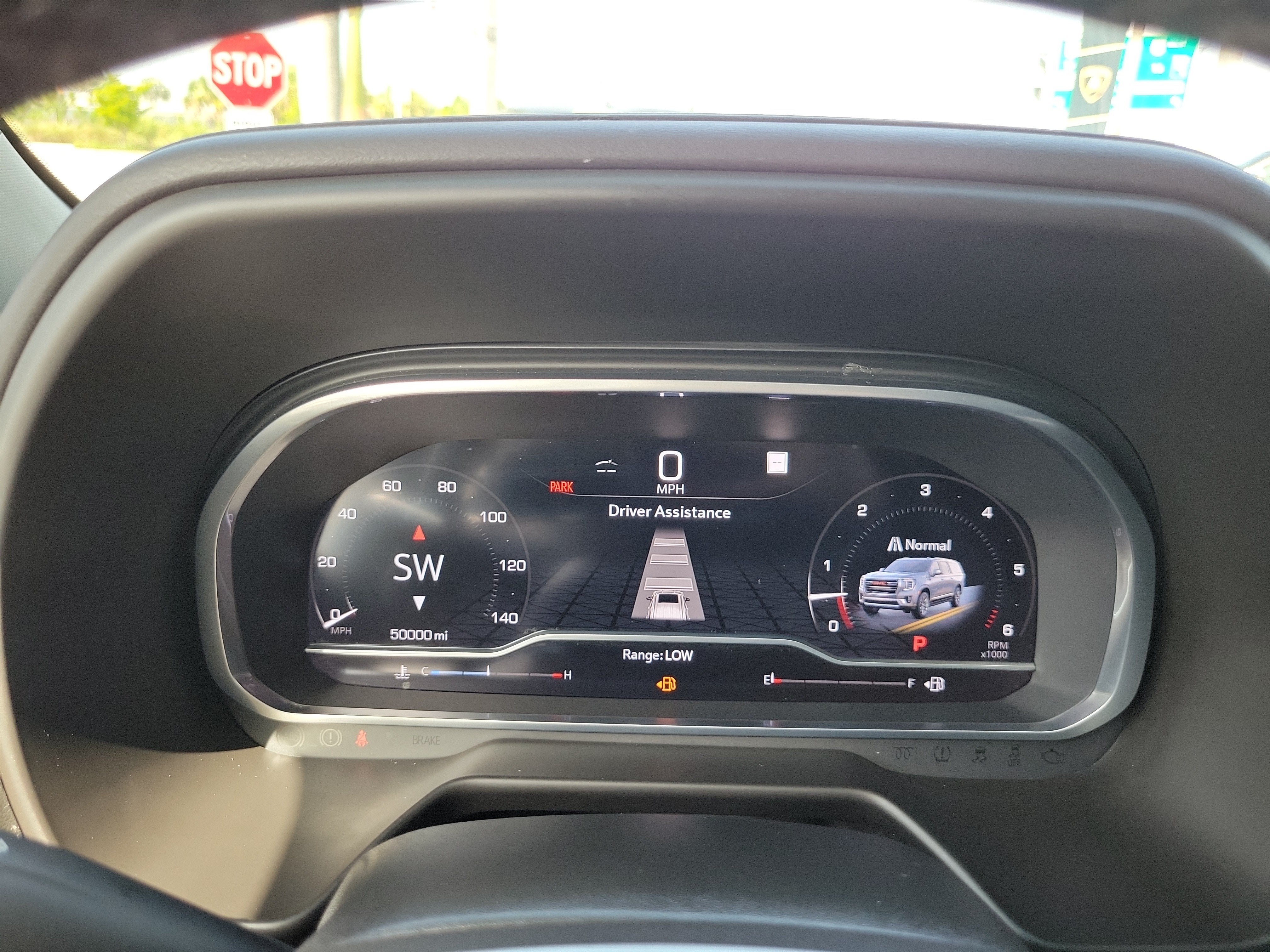 2023 GMC Yukon XL SLT