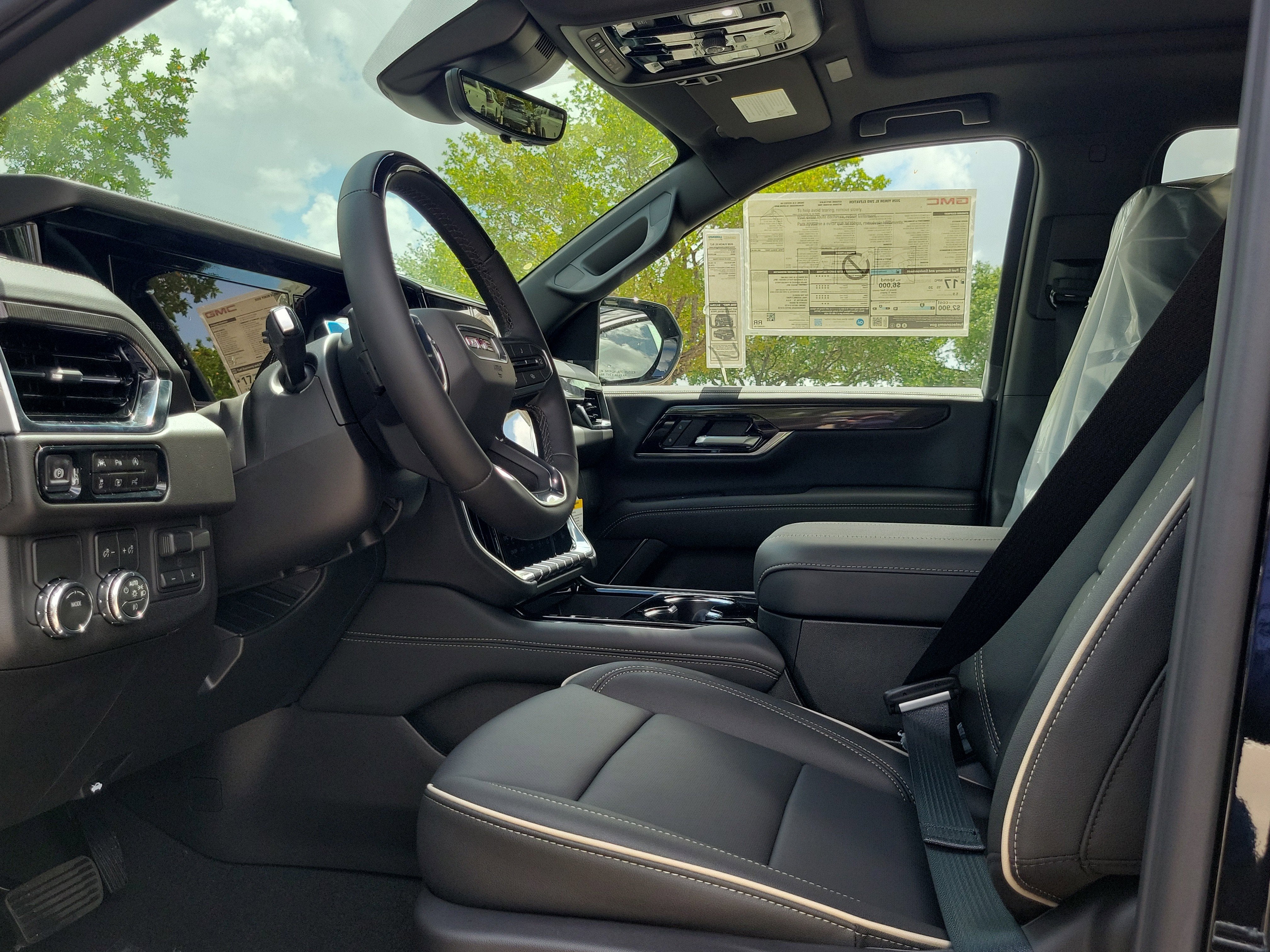 2026 GMC Yukon XL Elevation - Photo 8