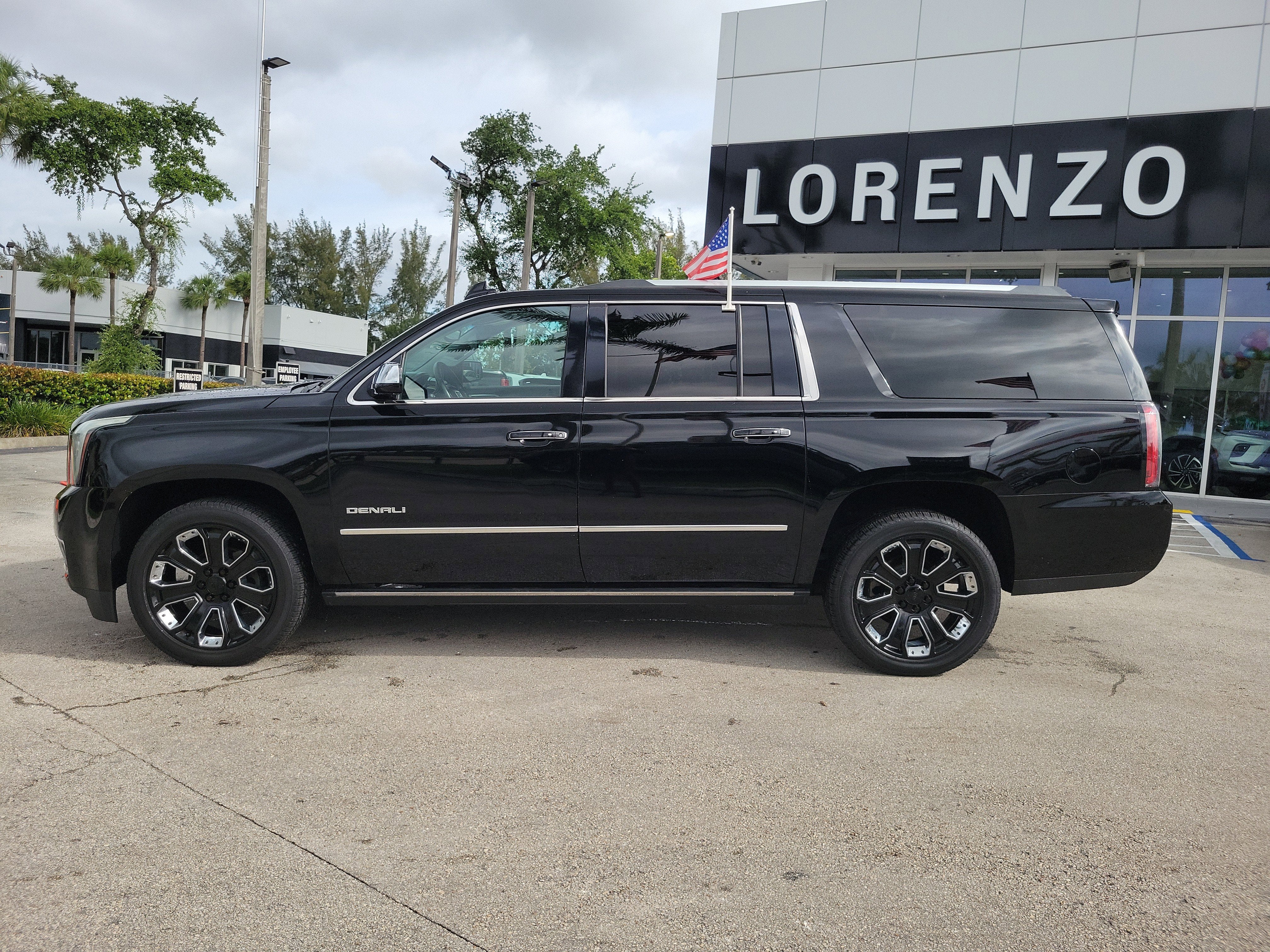 2019 GMC Yukon XL Denali