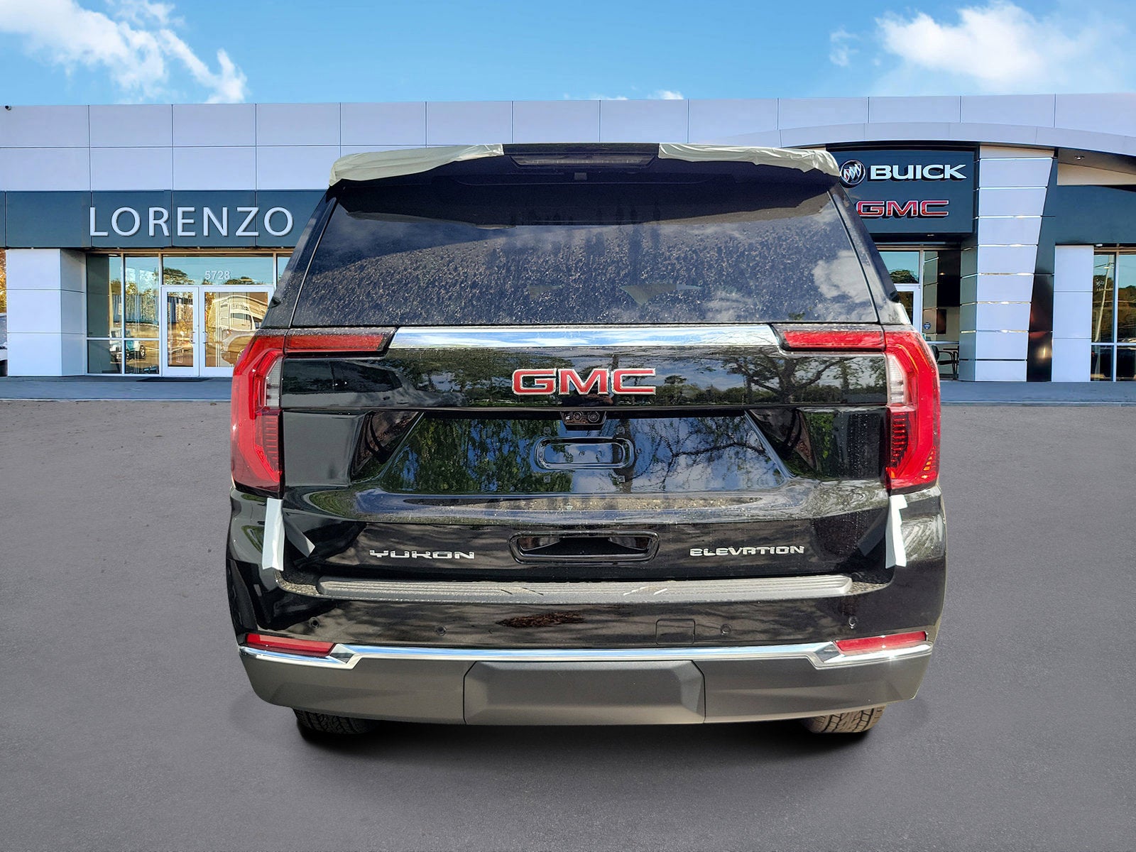 2026 GMC Yukon Elevation