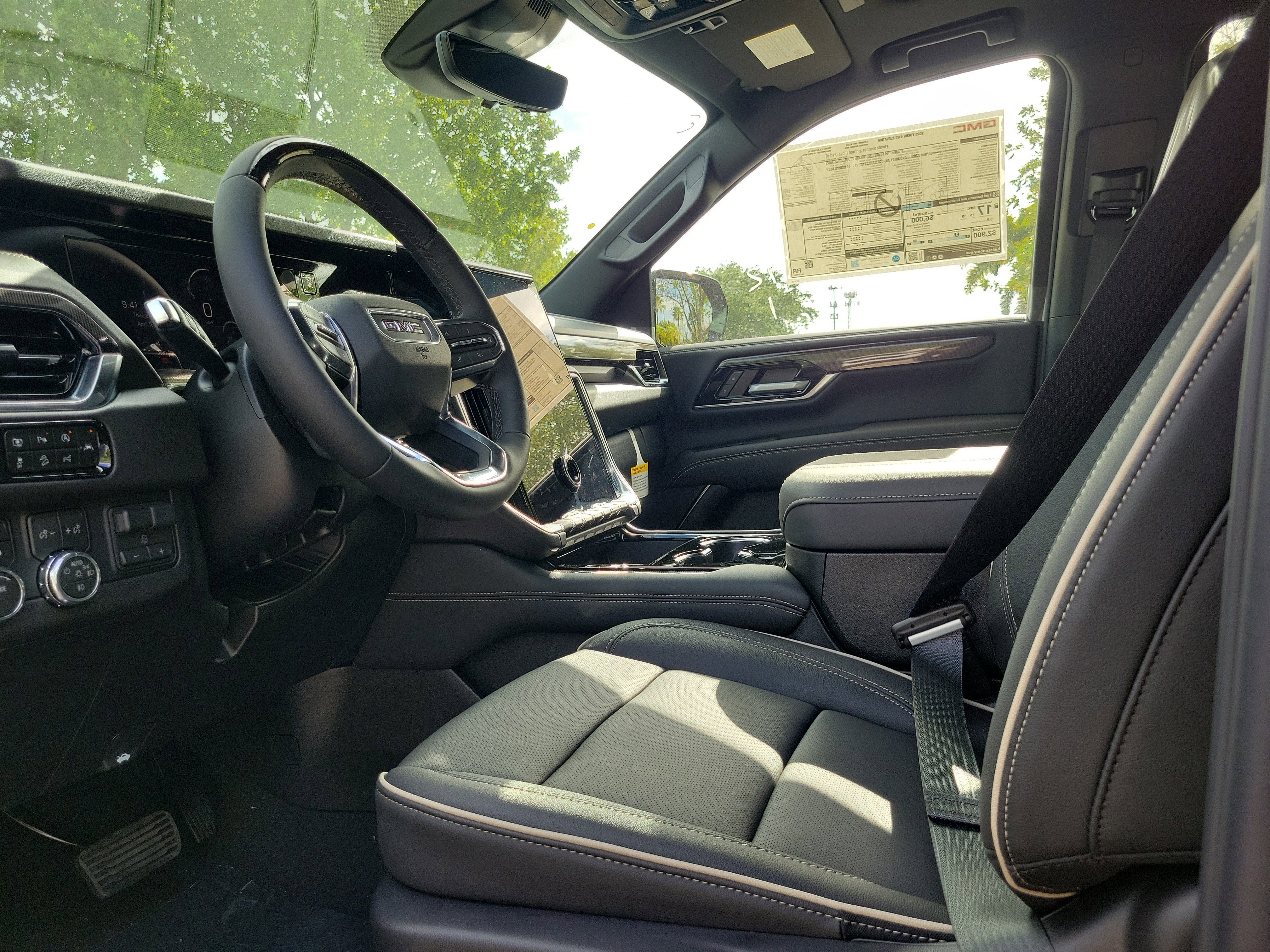 2026 GMC Yukon Elevation