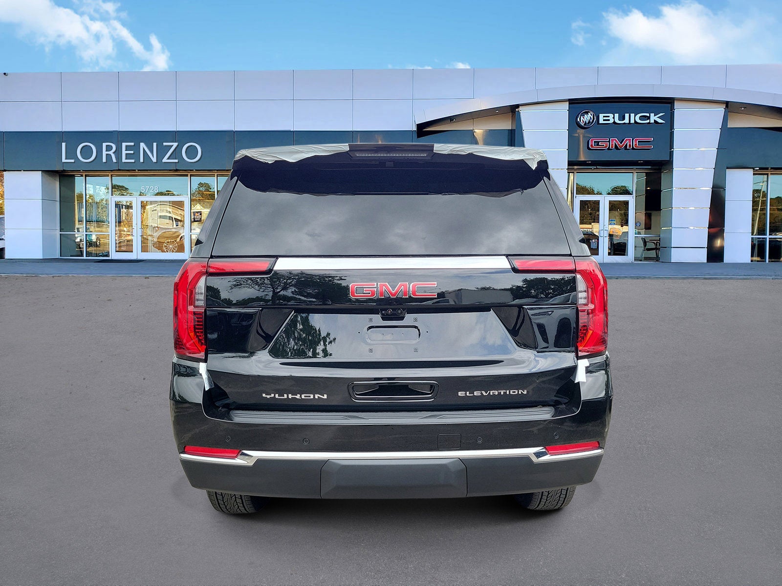 2026 GMC Yukon Elevation