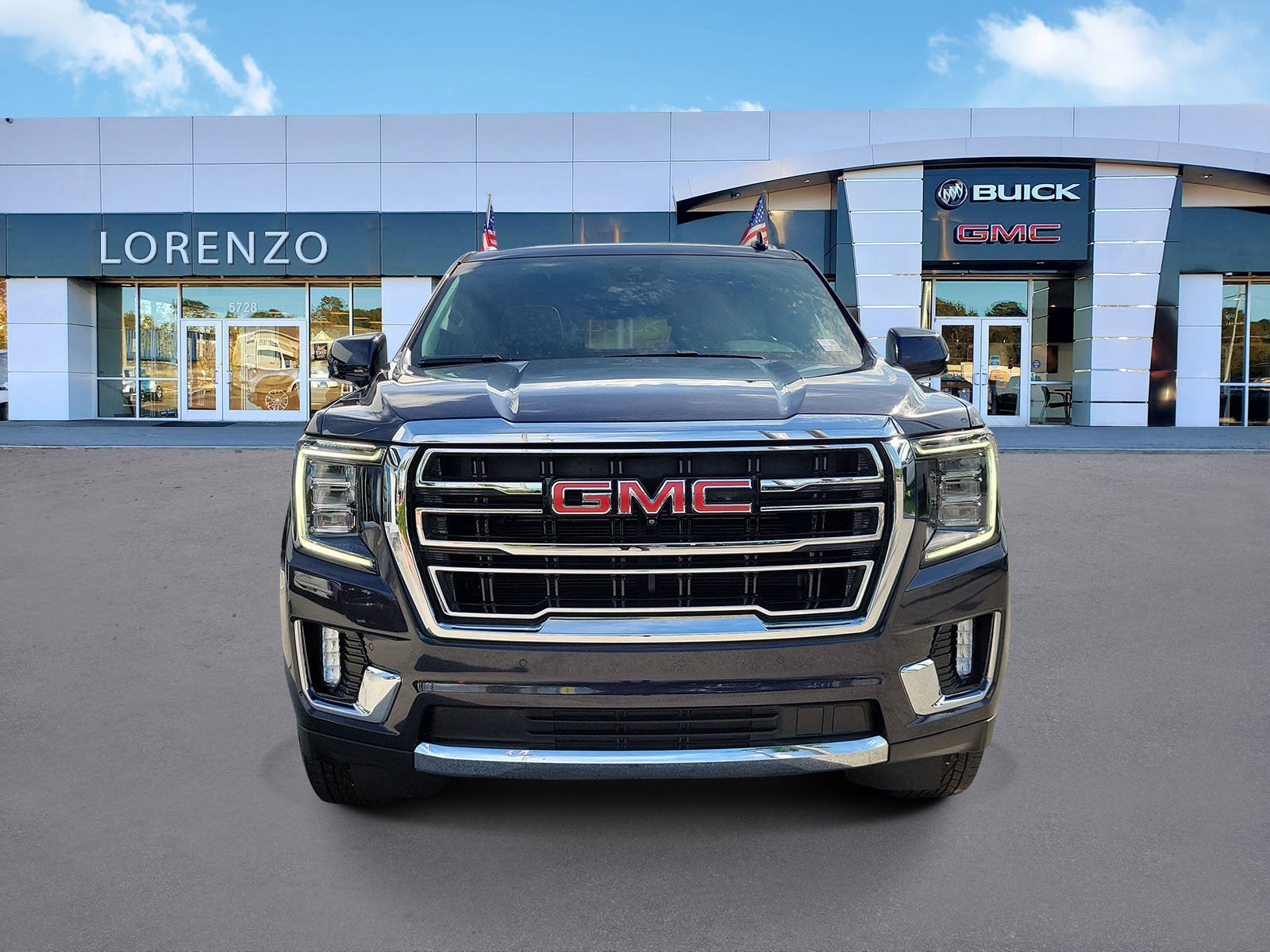2023 GMC Yukon SLT
