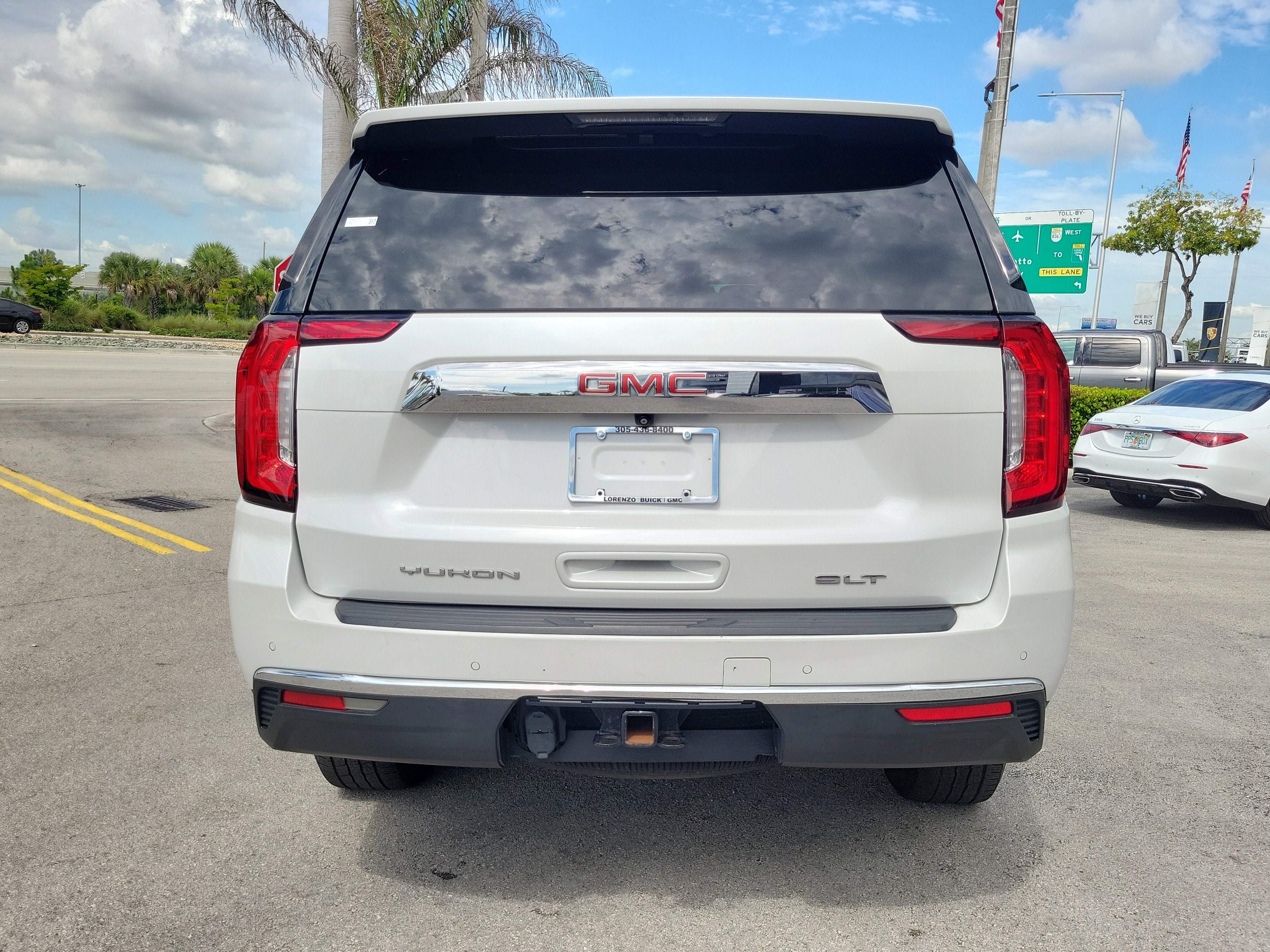 2022 GMC Yukon SLT