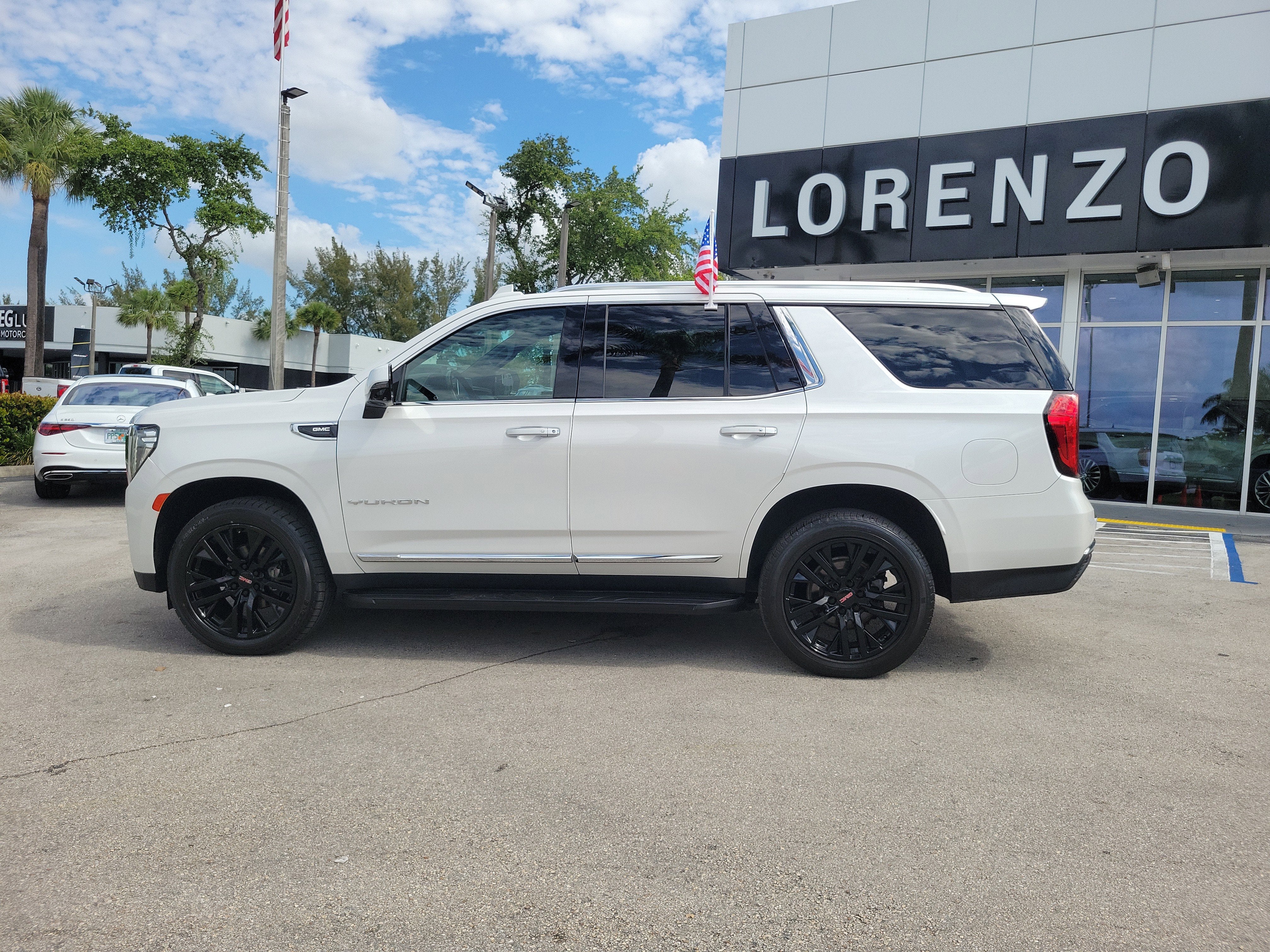 2022 GMC Yukon SLT