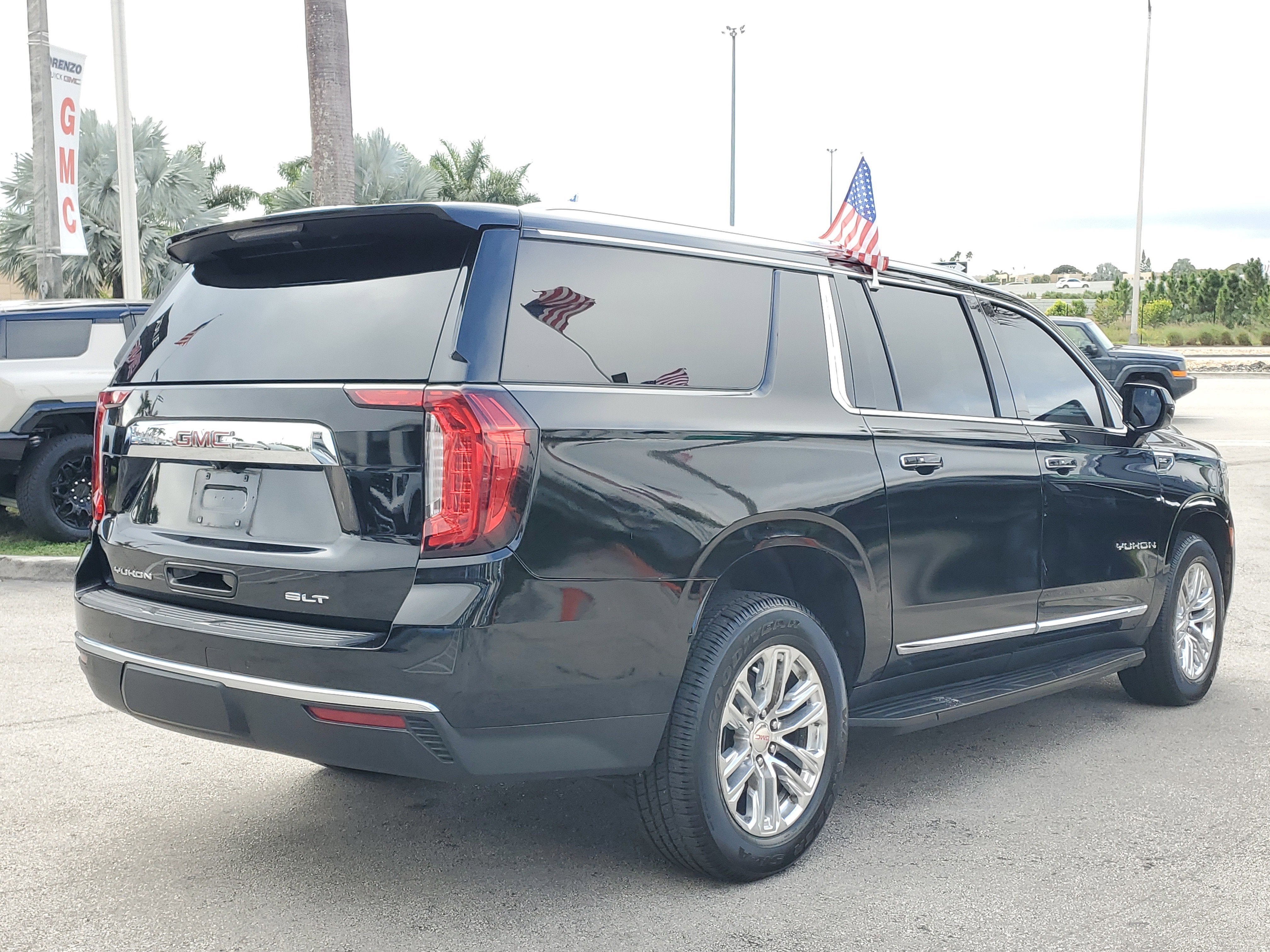 2021 GMC Yukon XL SLT