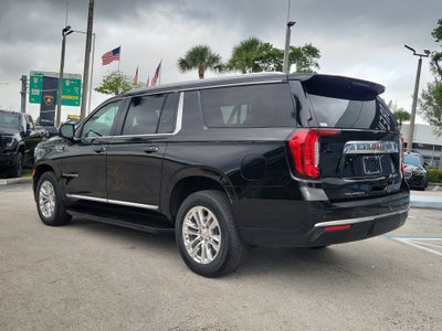 2023 GMC Yukon XL SLT