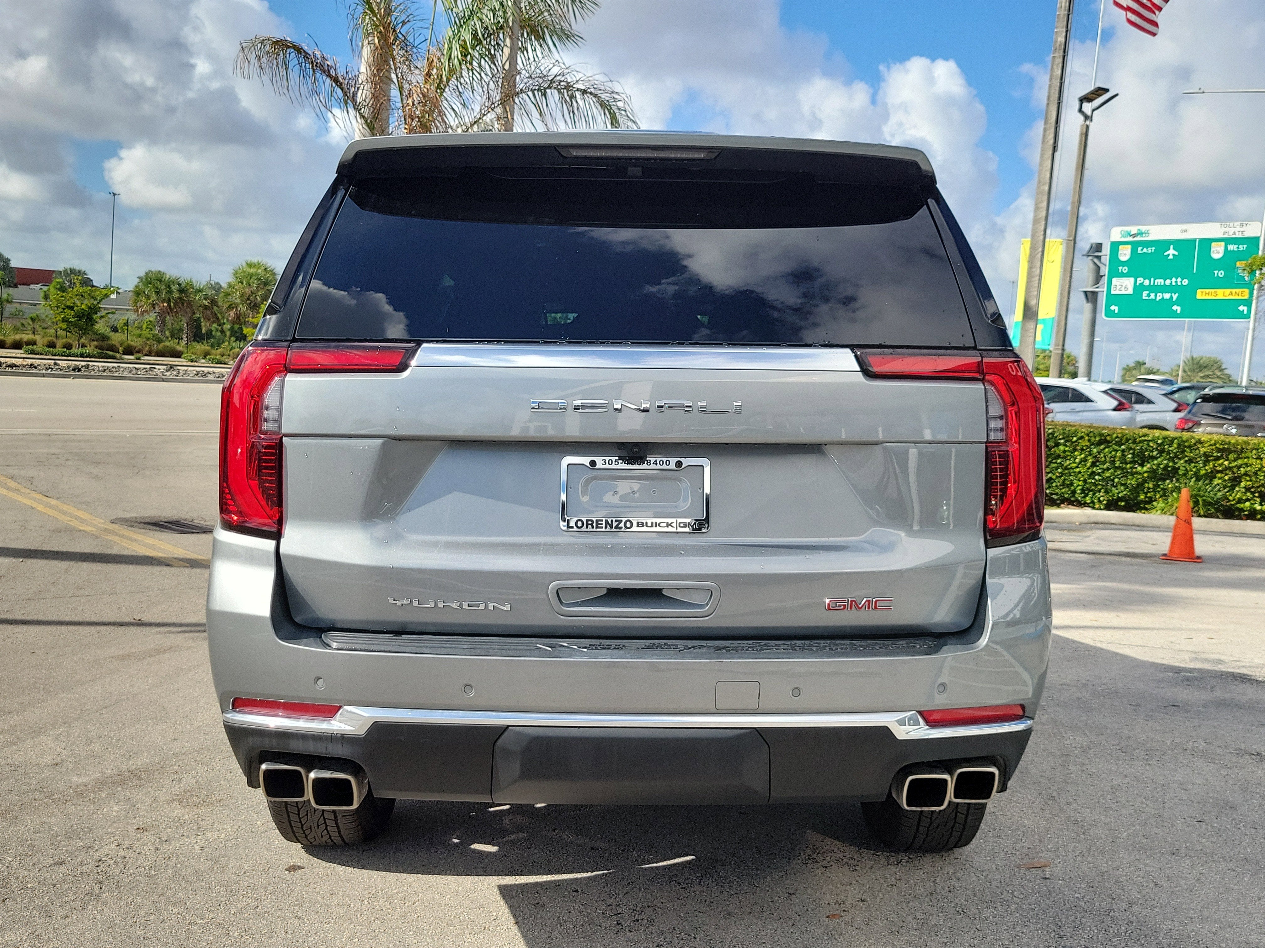 2025 GMC Yukon XL Denali