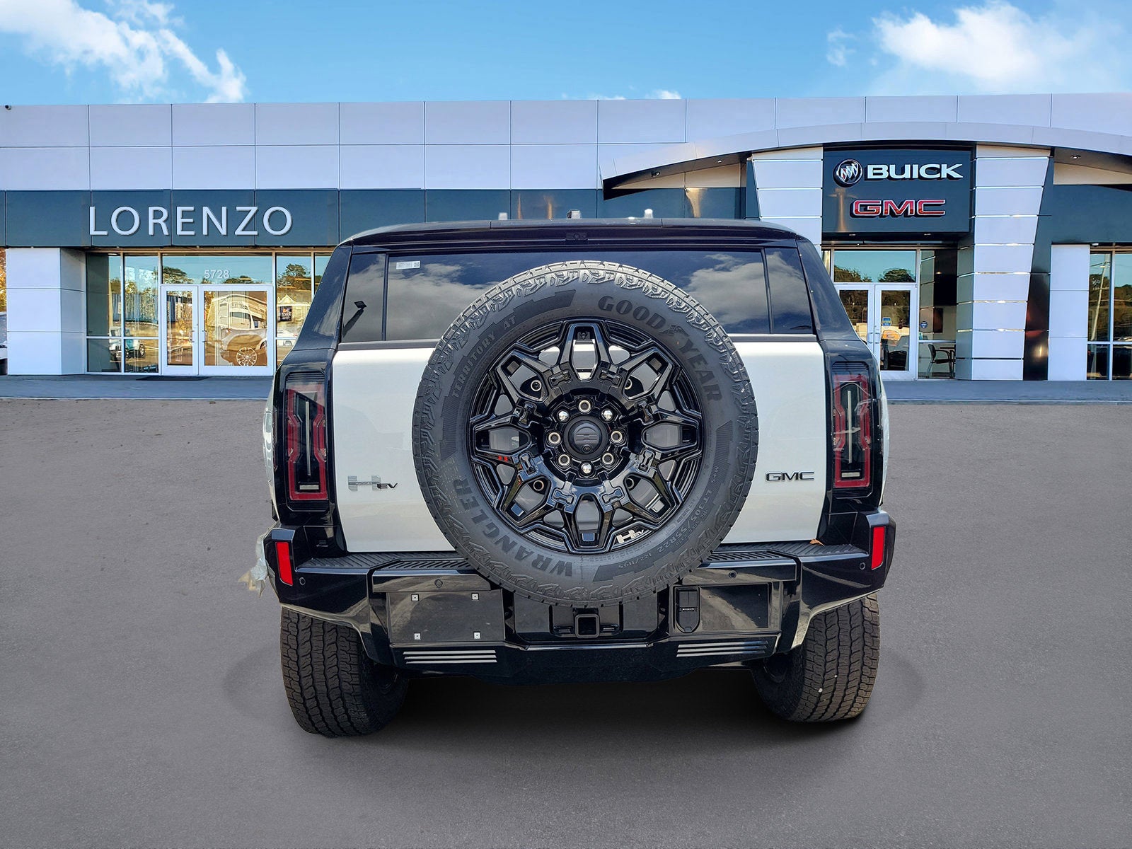 2026 GMC HUMMER EV SUV 2X