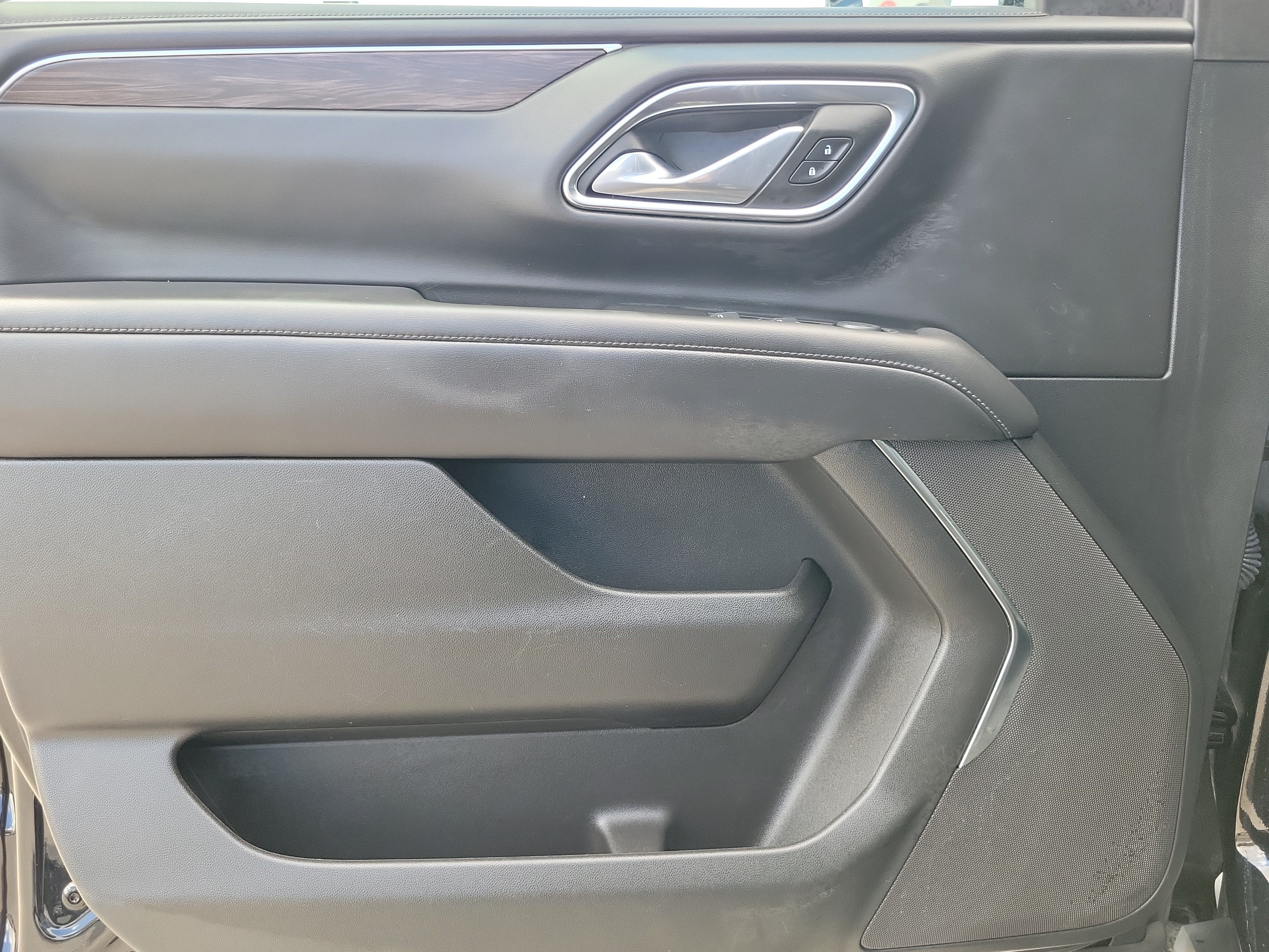 2024 Chevrolet Suburban LS