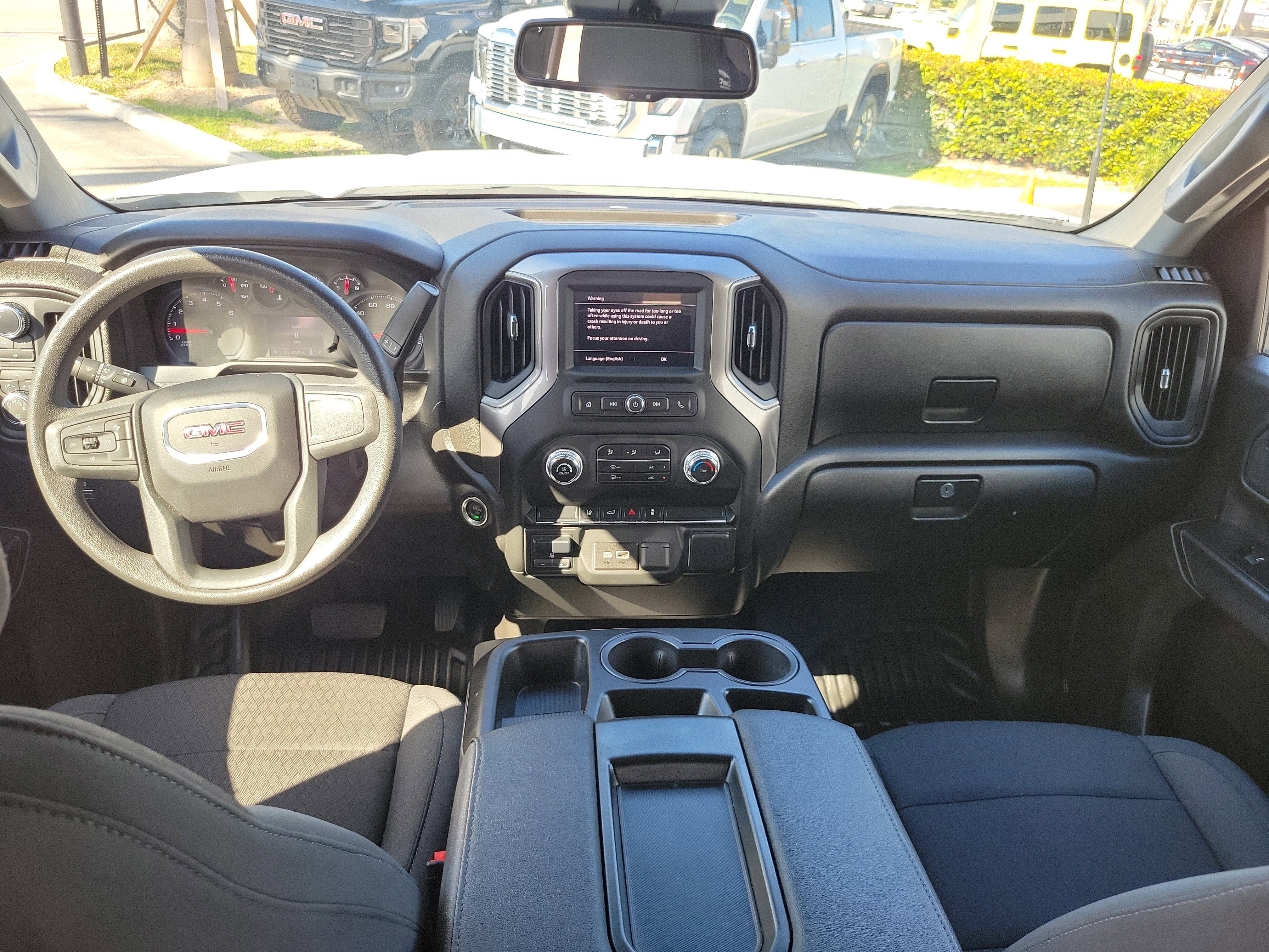 2024 GMC Sierra 2500 HD Pro