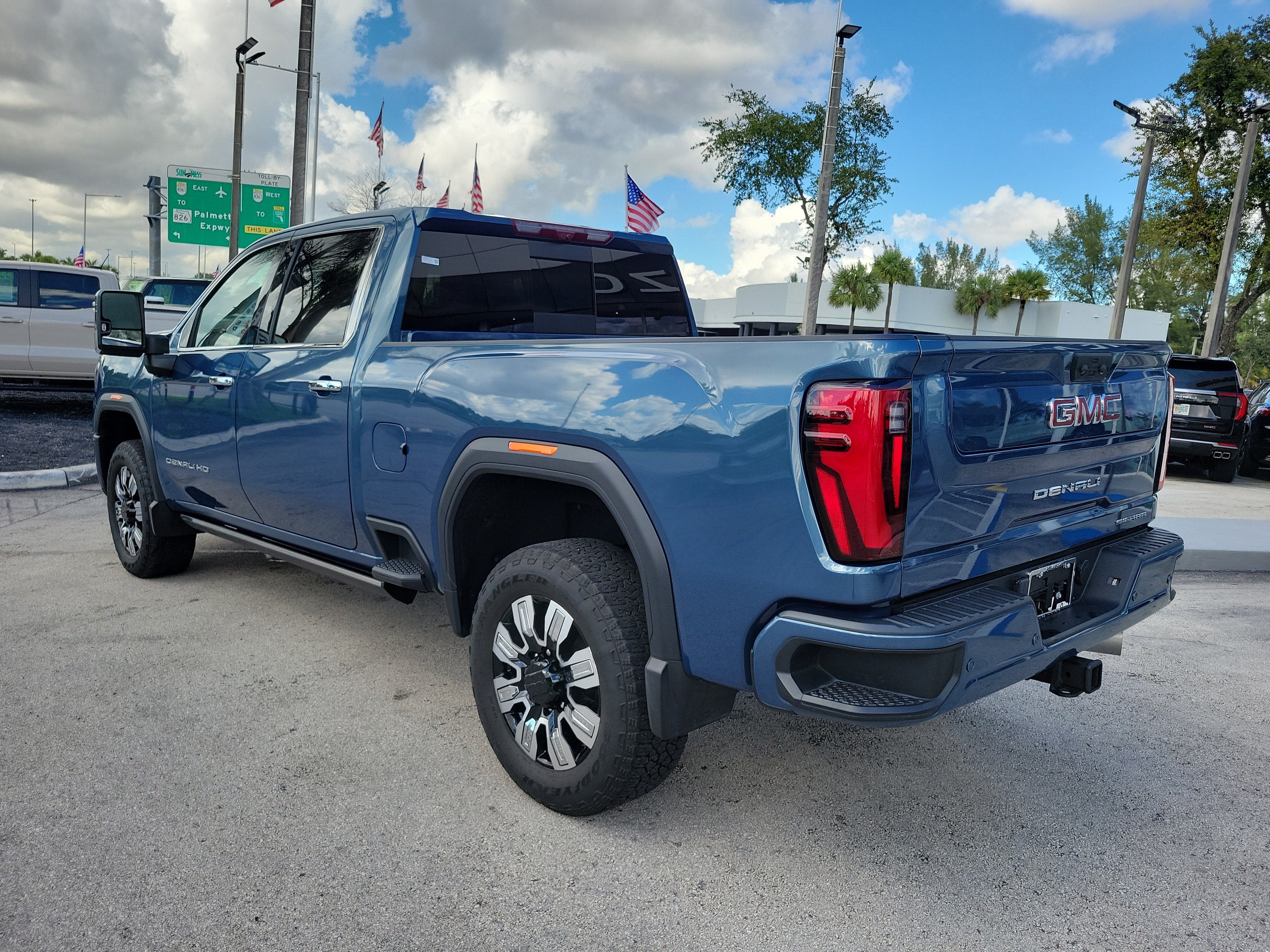 2024 GMC Sierra 2500 HD Denali