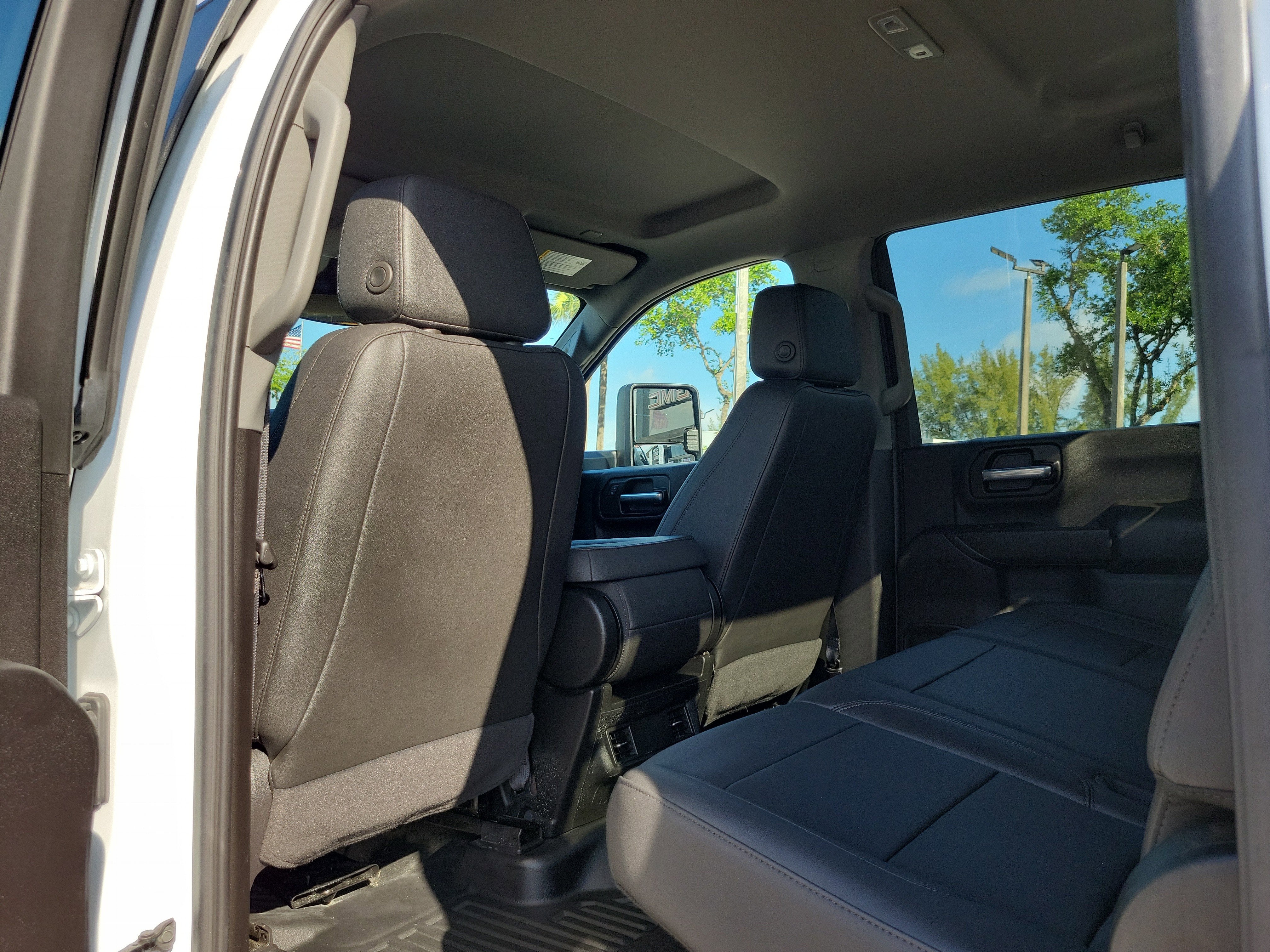 2024 GMC Sierra 3500 HD Pro
