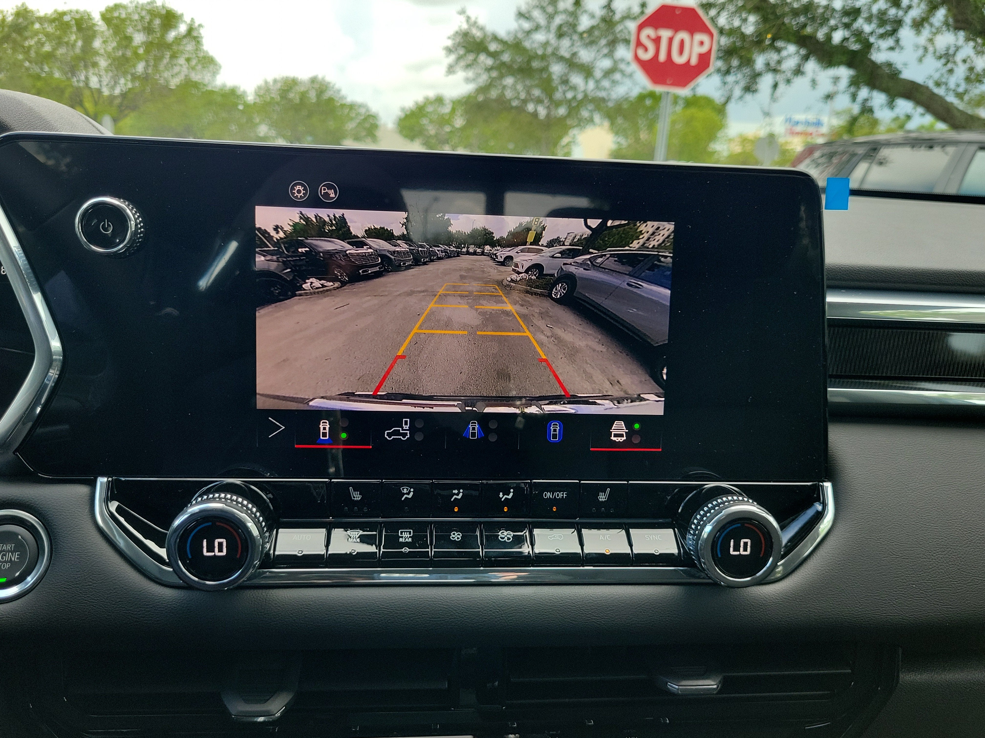 2026 GMC Canyon Elevation - Photo 11