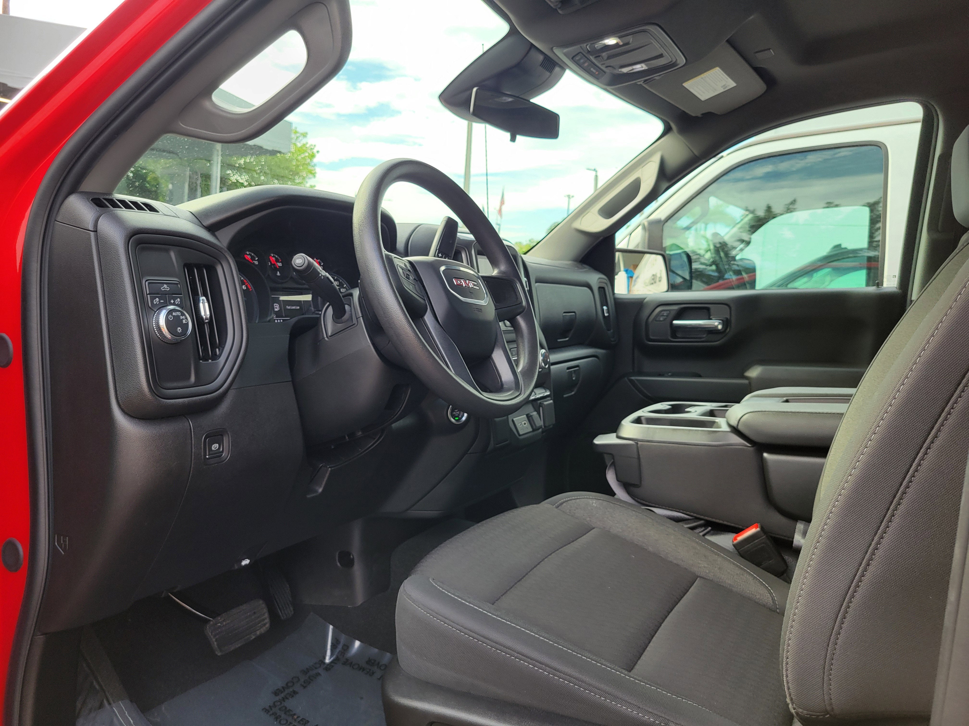 2024 GMC Sierra 1500 Pro
