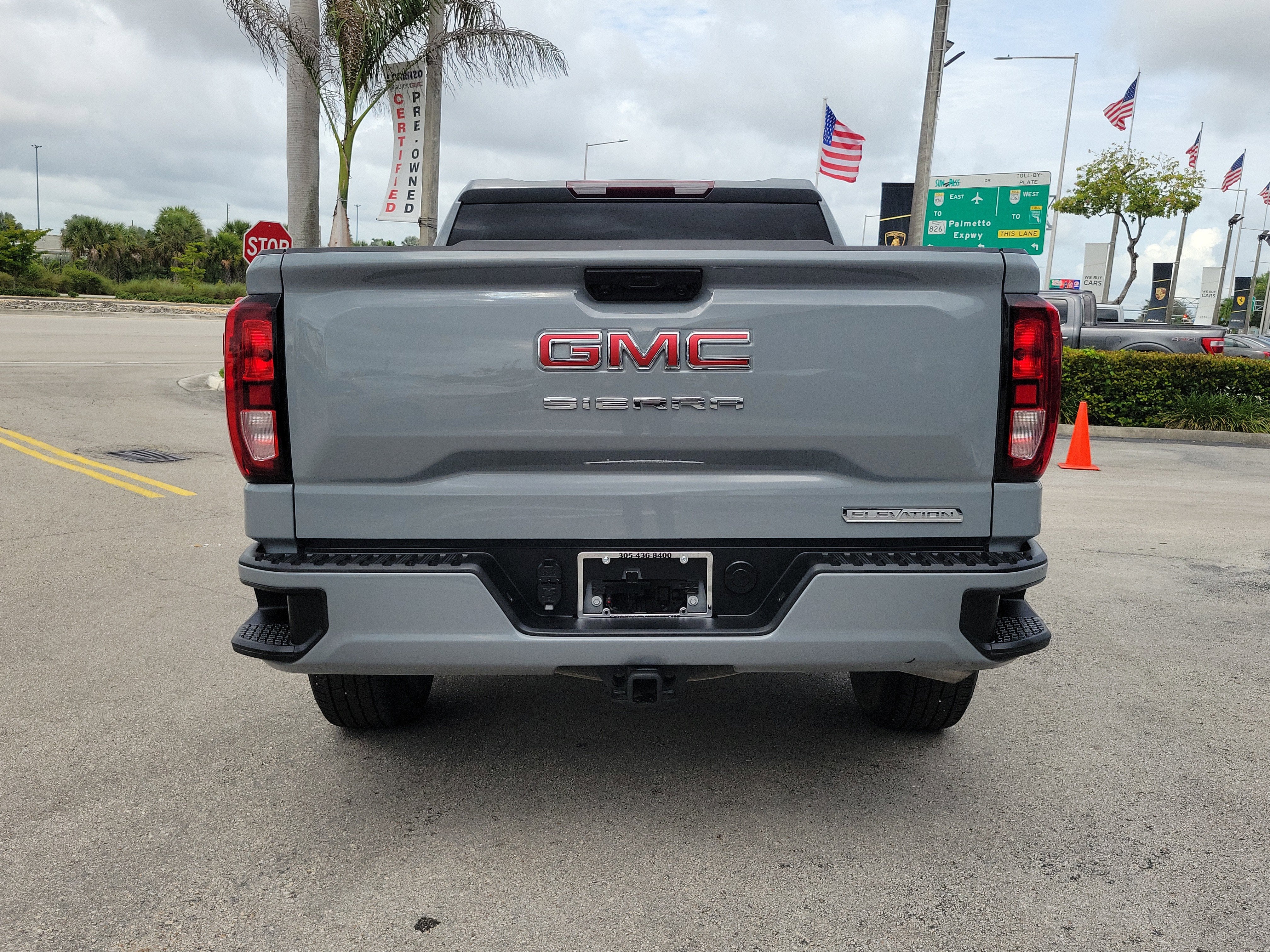 2024 GMC Sierra 1500 Elevation