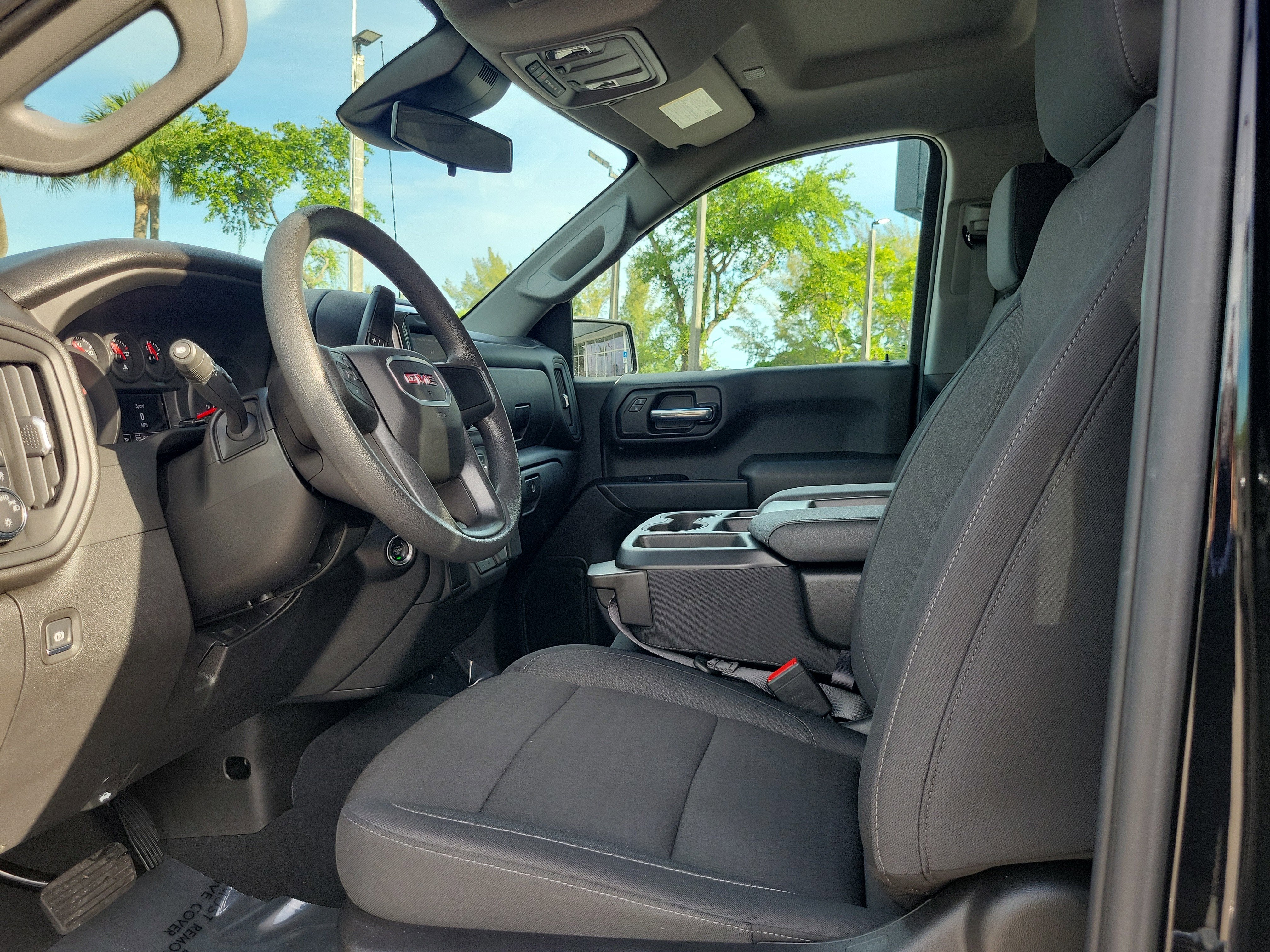 2025 GMC Sierra 1500 Pro