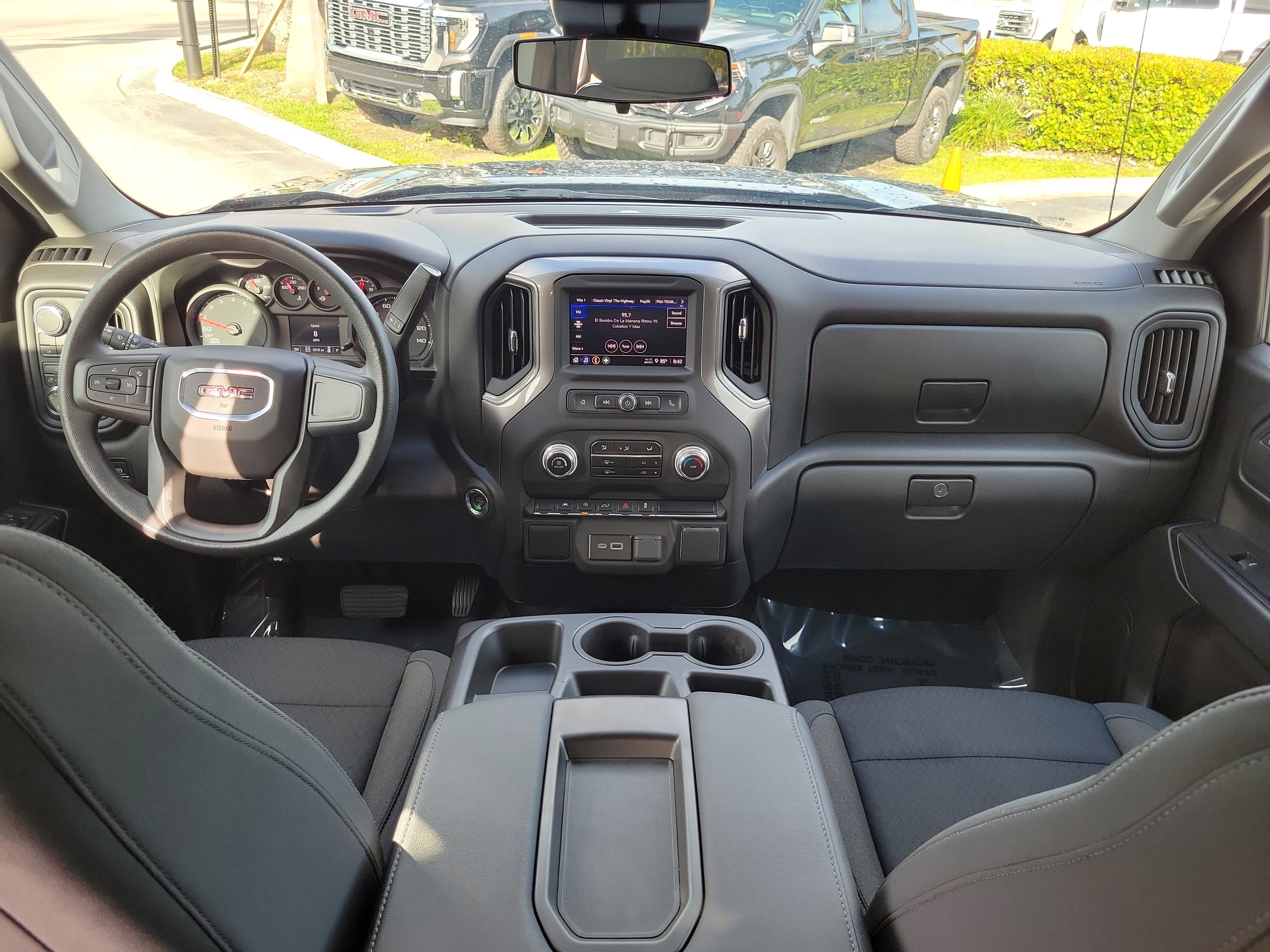 2025 GMC Sierra 1500 Pro