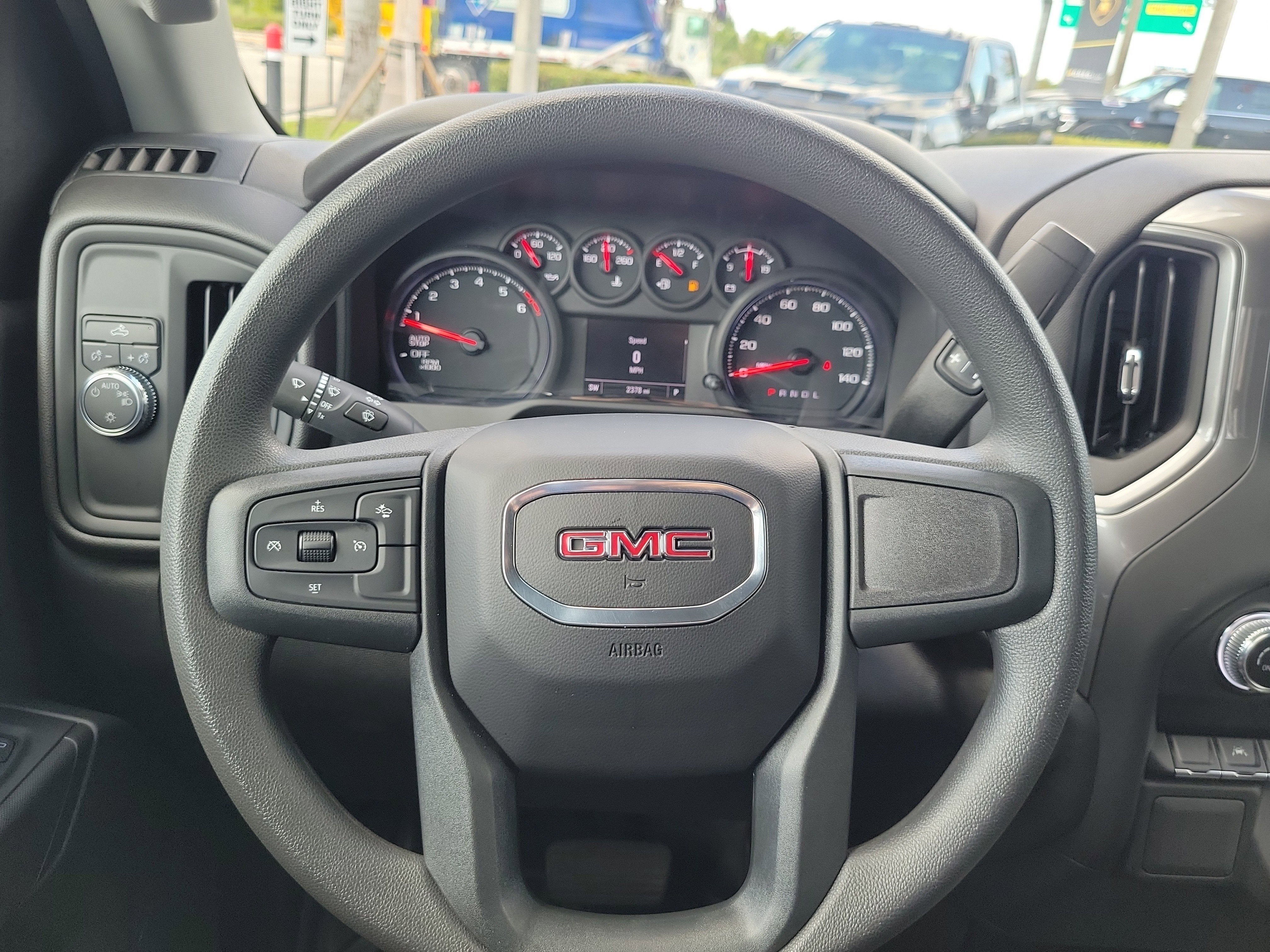 2025 GMC Sierra 1500 Pro
